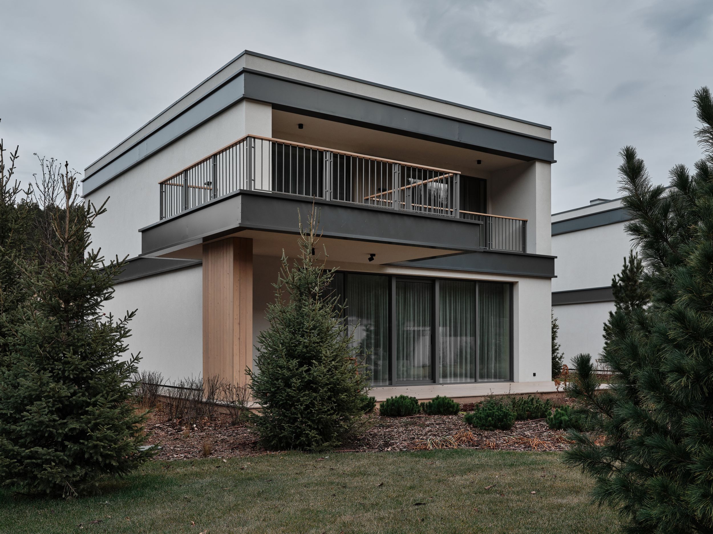 2 этажа, 2 спальни, третья береговая линия