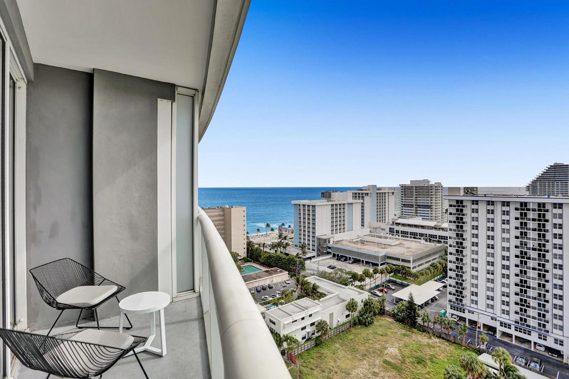 Apartment with Sea View