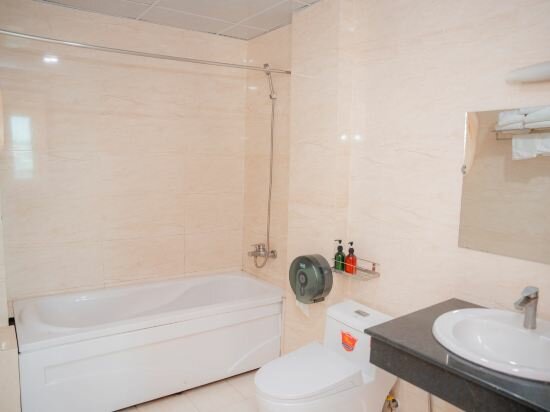 Premier Deluxe Twin City View