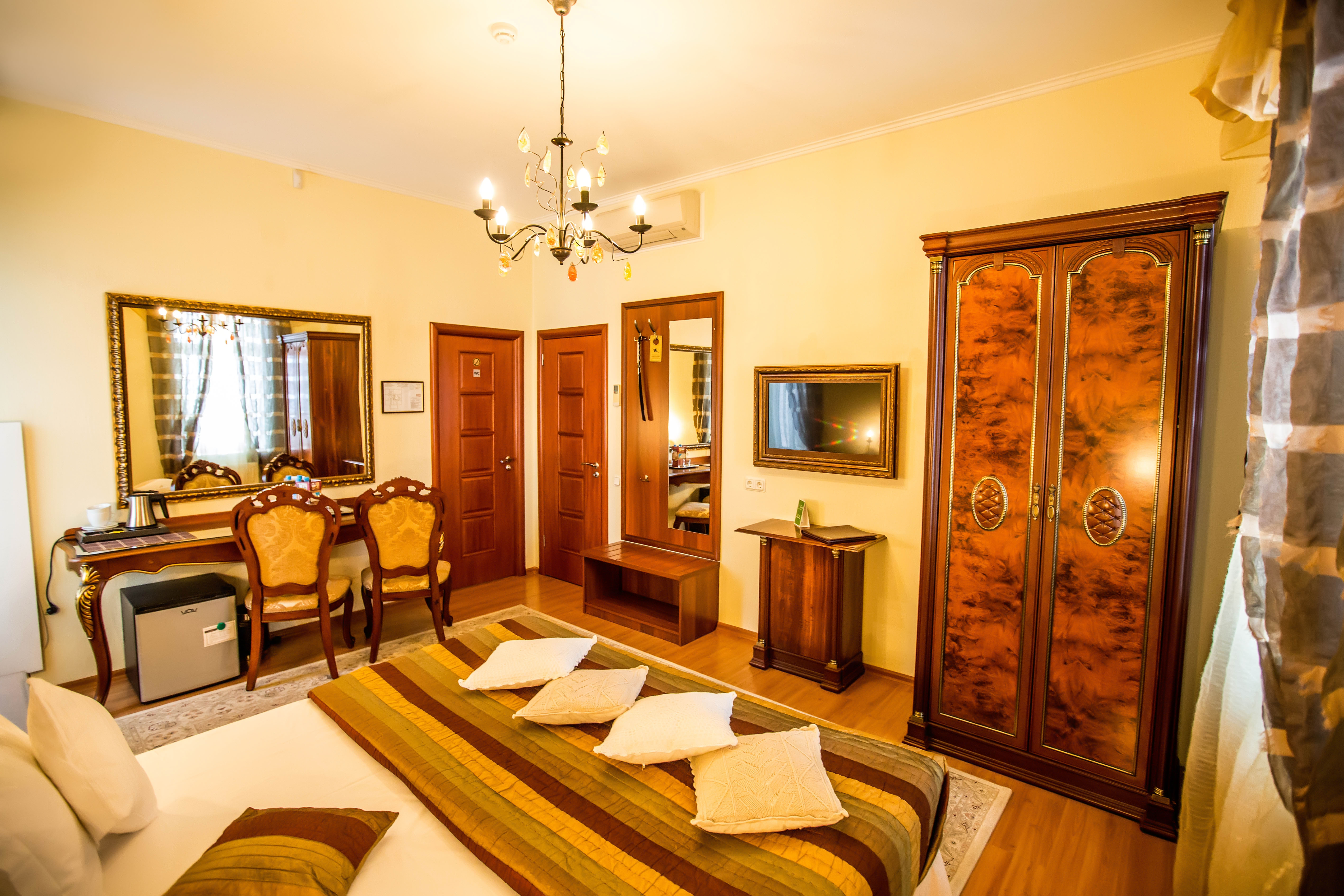 Большой двухместный номер с 1 кроватью