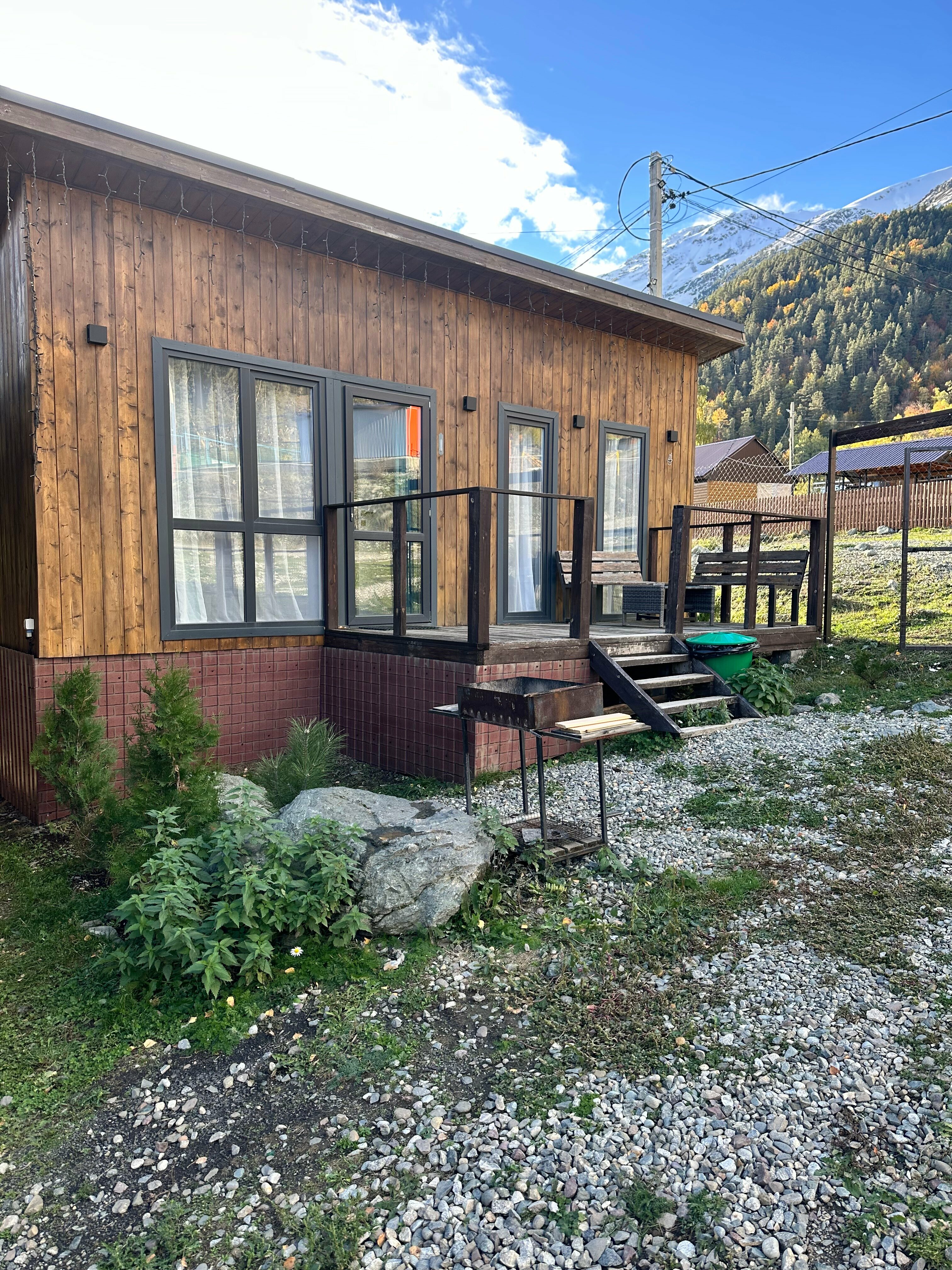 Коттедж с видом на горы