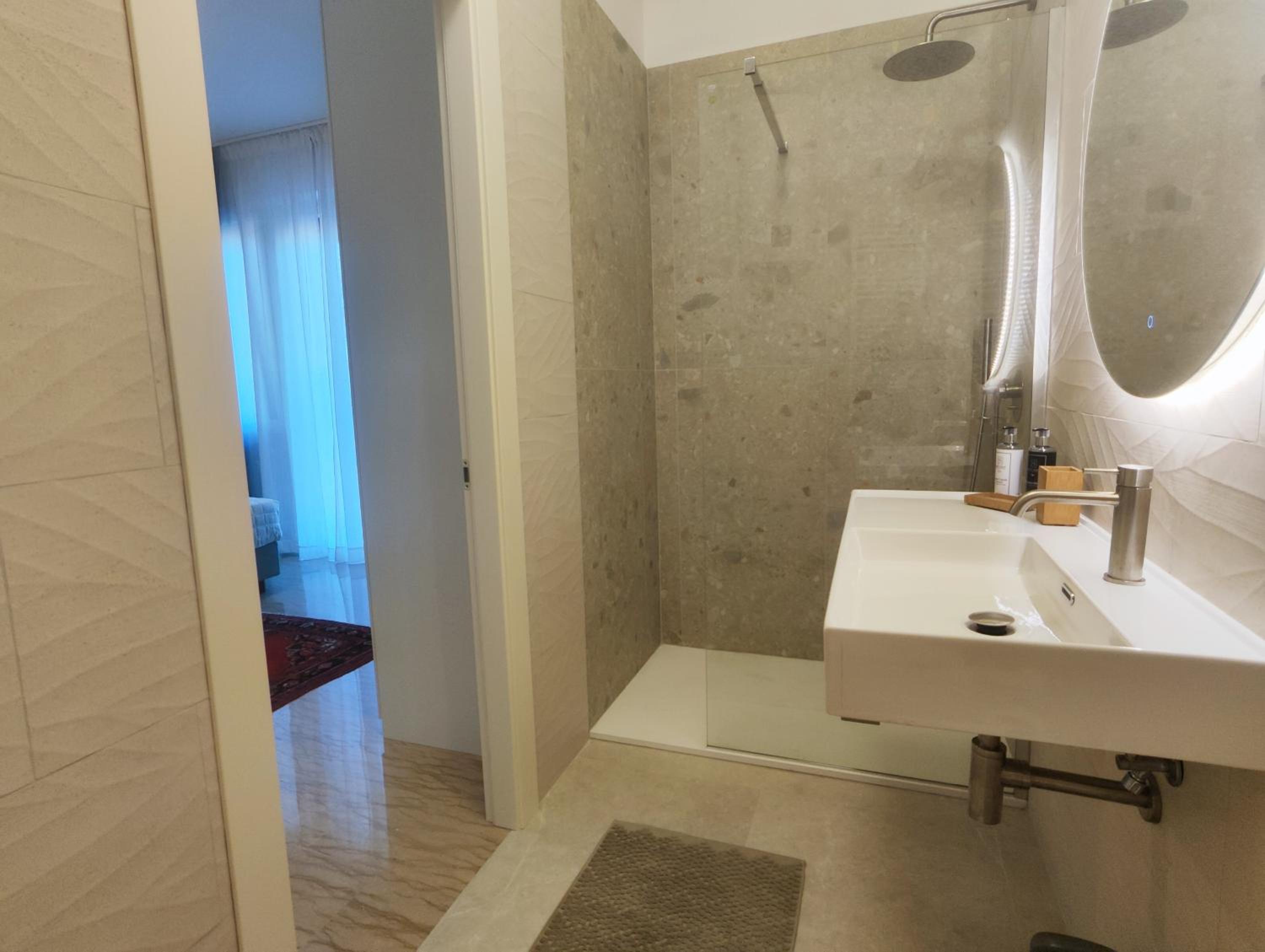 Superior Double or Twin Room external dependance