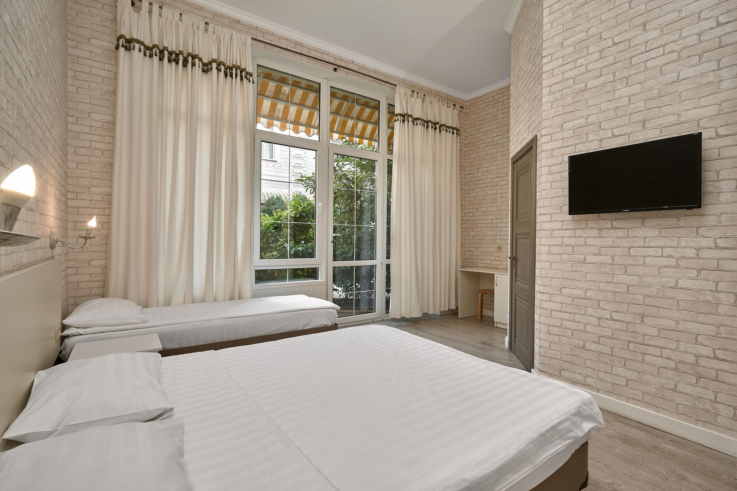 Стандартный трехместный номер