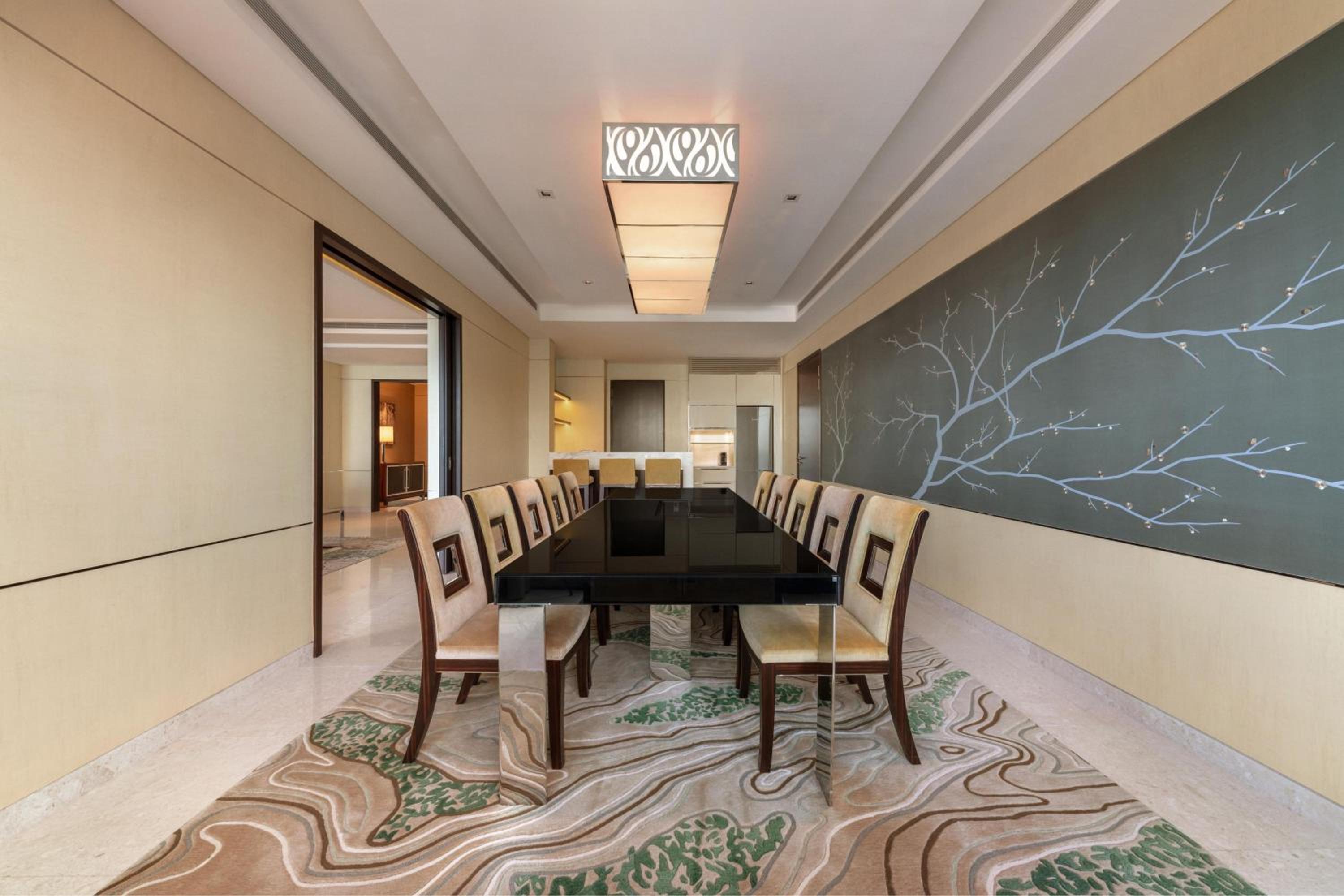 Presidential Suite, Harbourview, High Floor, King Bed, Club Lounge Access