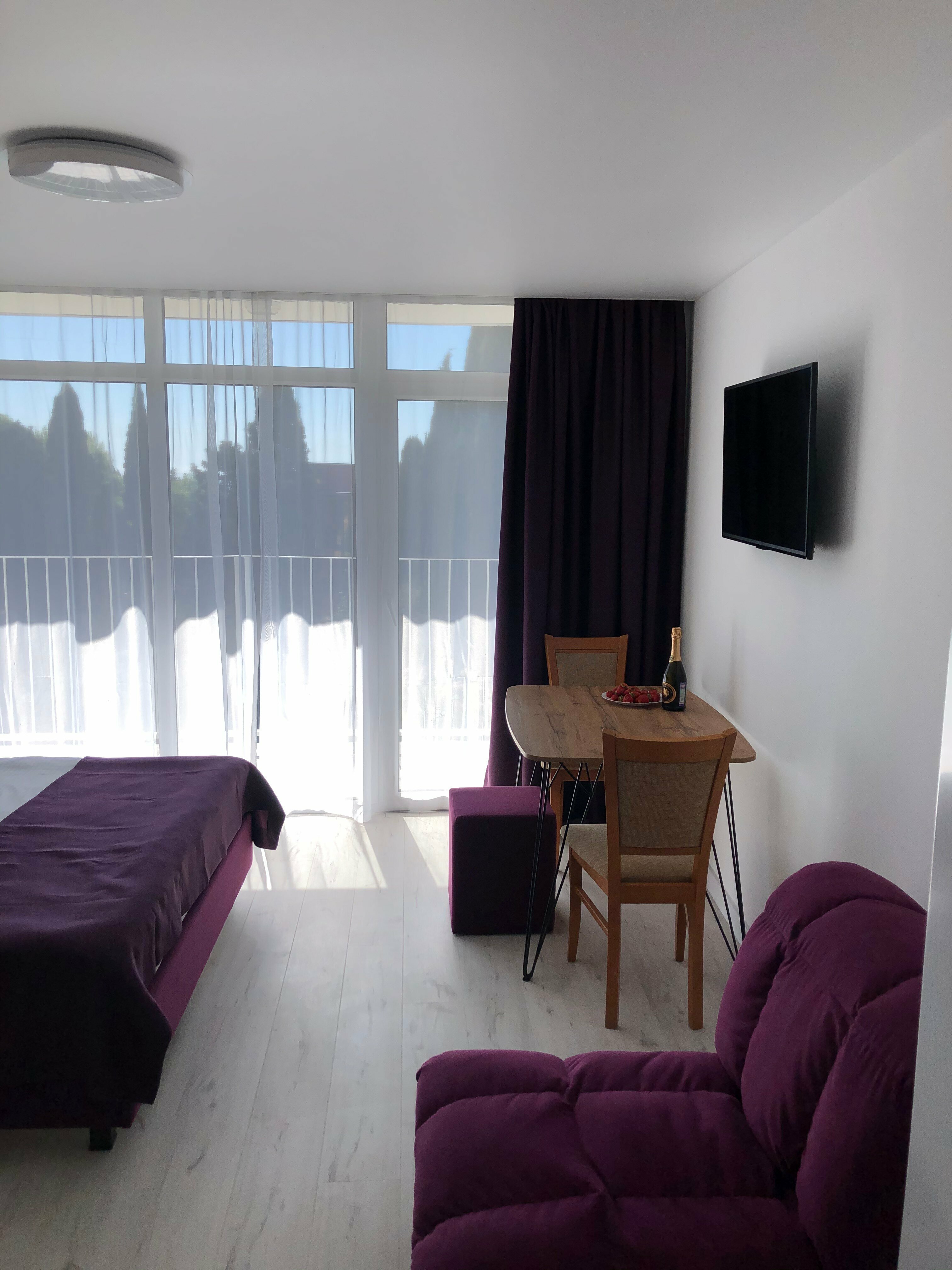 Люкс 2-х местный с доп местом и кухней № 8