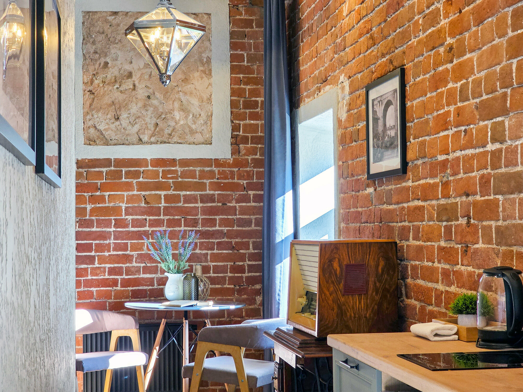 Двухкомнатный люкс с видом во двор