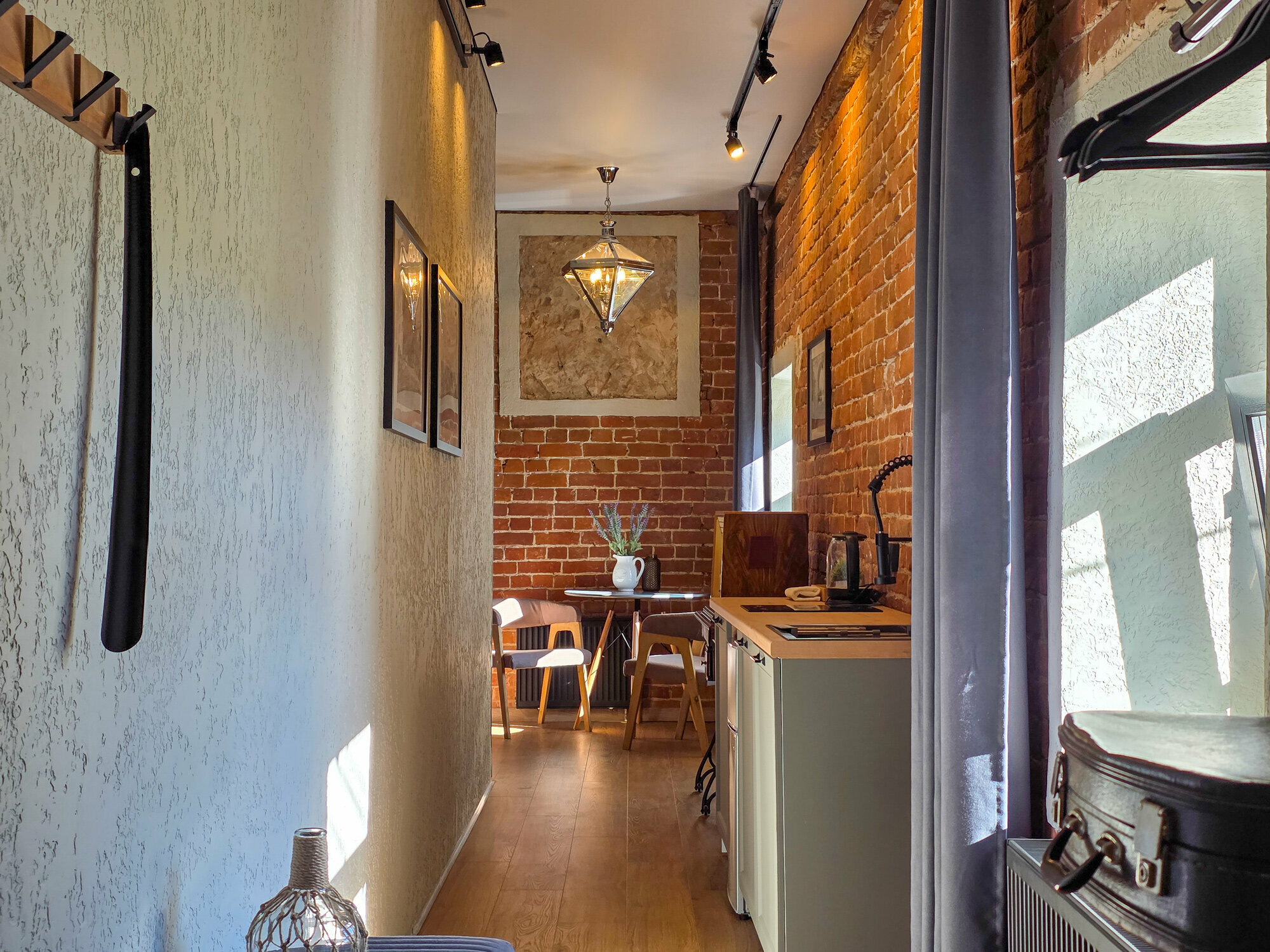 Двухкомнатный люкс с видом во двор