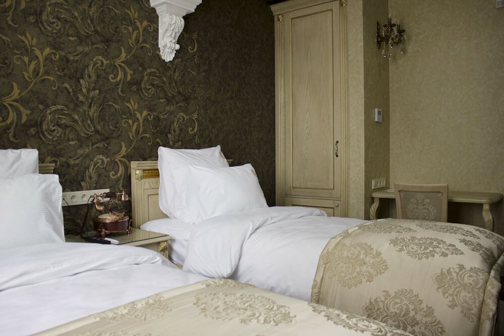 Double or Twin Room, Ensuite