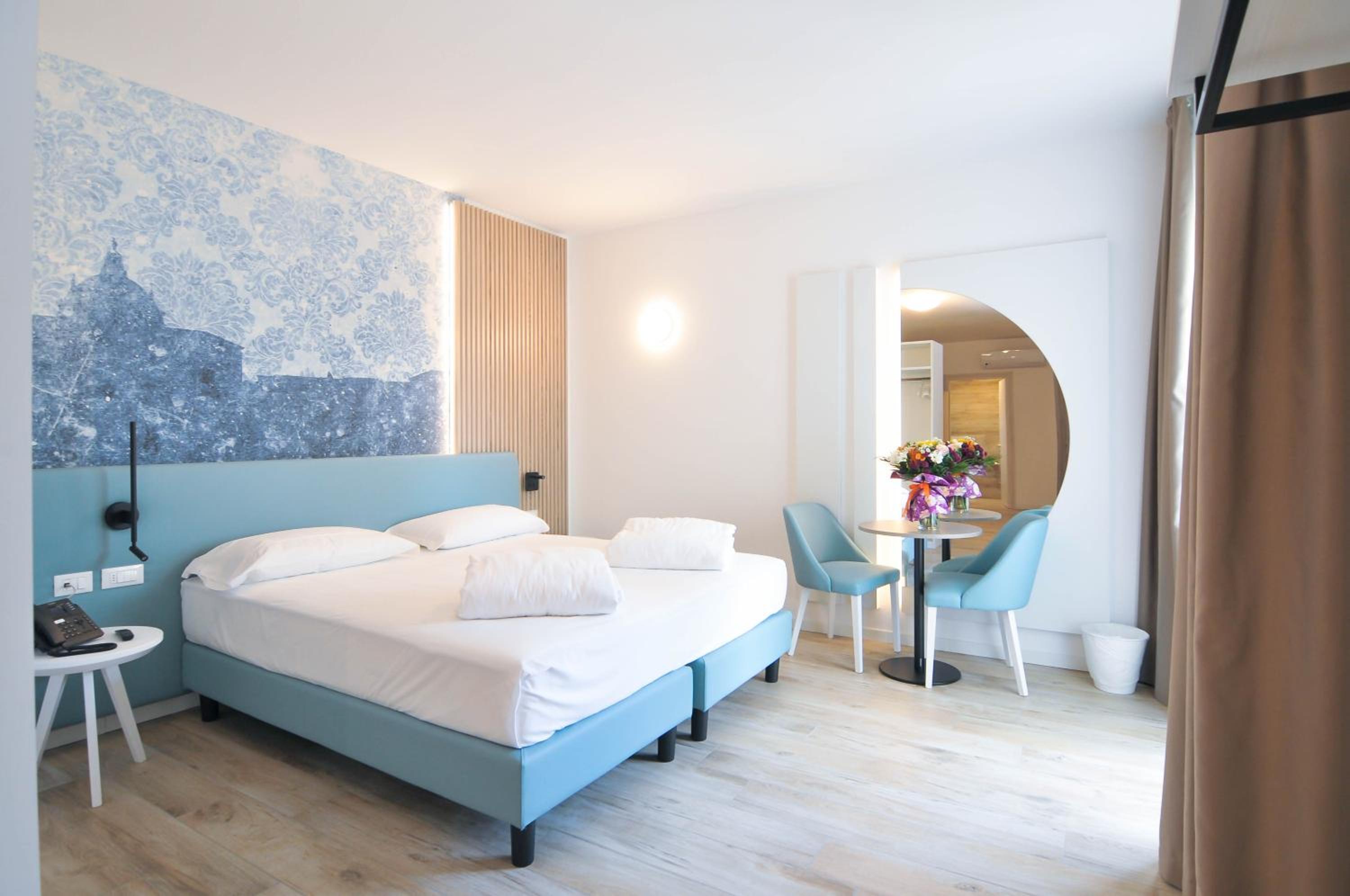 Junior Suite With Jacuzzi - Annex Building