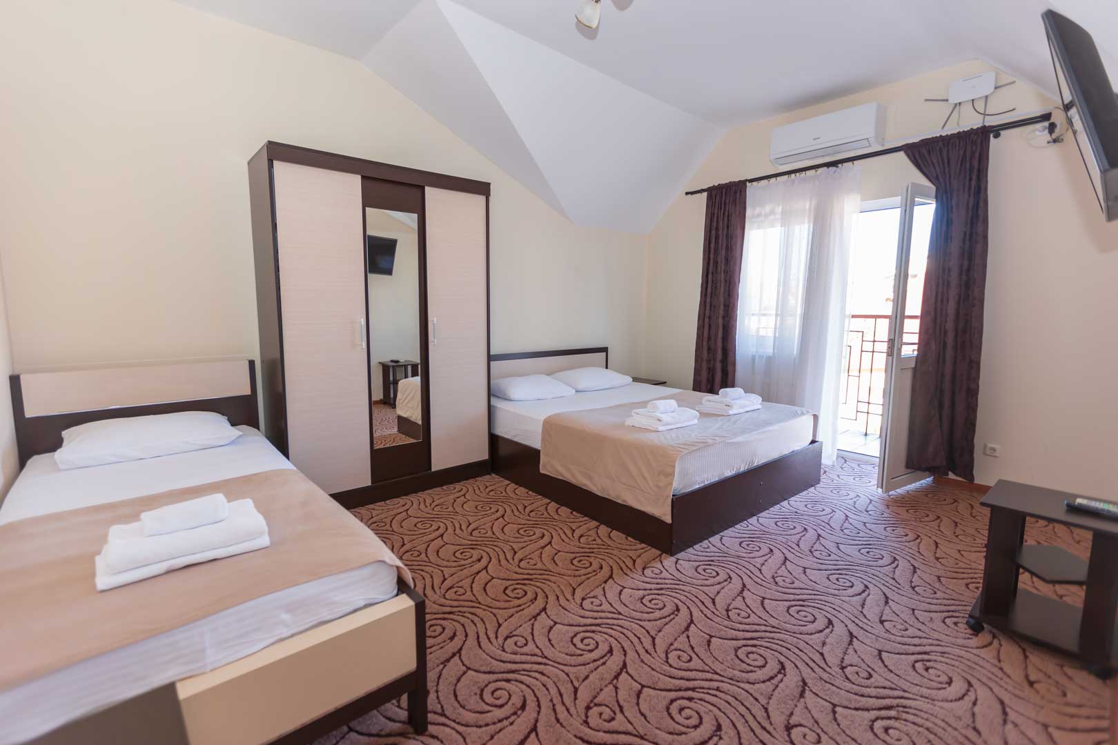 Апартаменты с изолированными комнатами