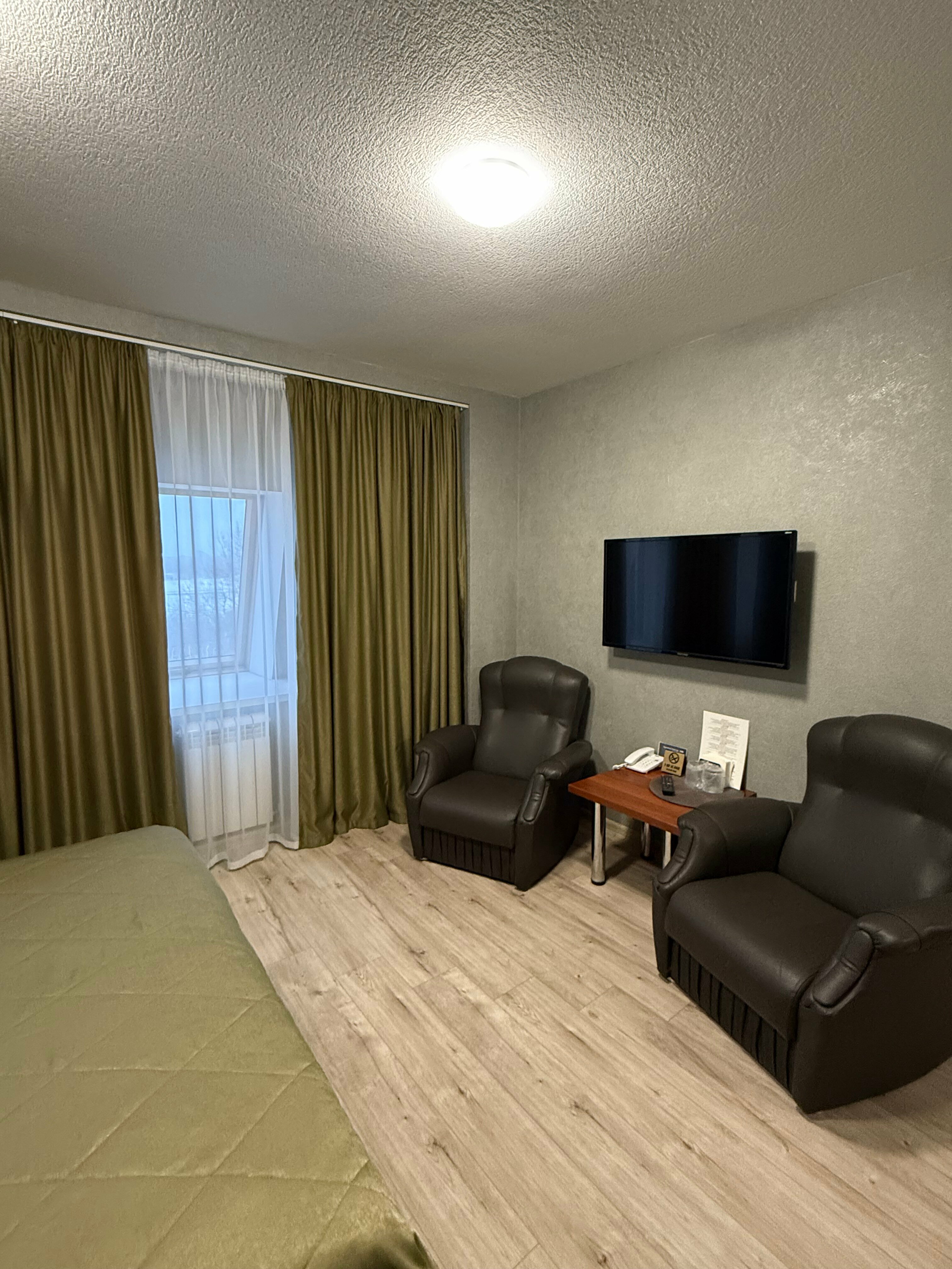 Люкс с кроватью размера «queen-size»