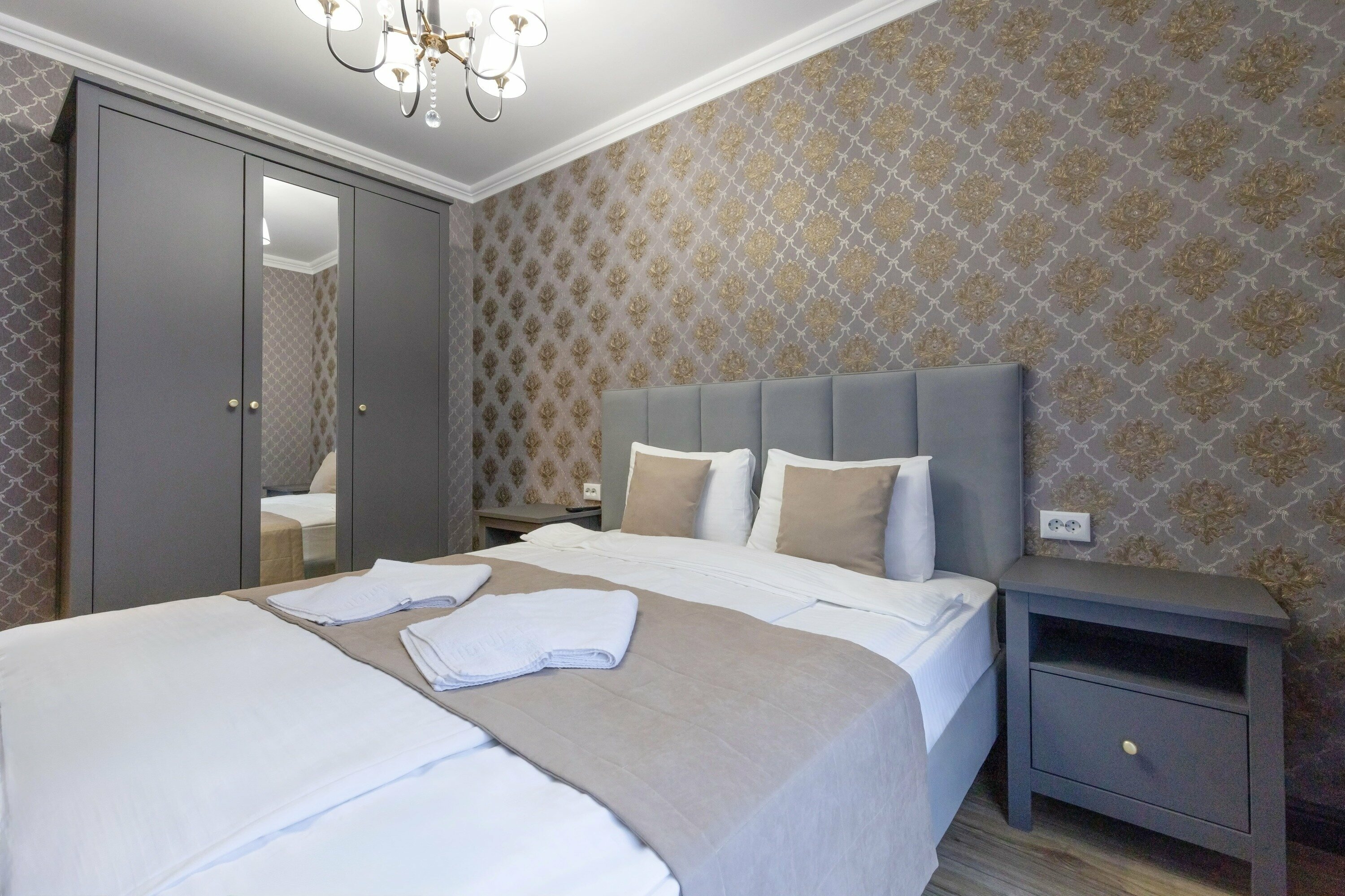 Четырехместный номер "Люкс" с балконом