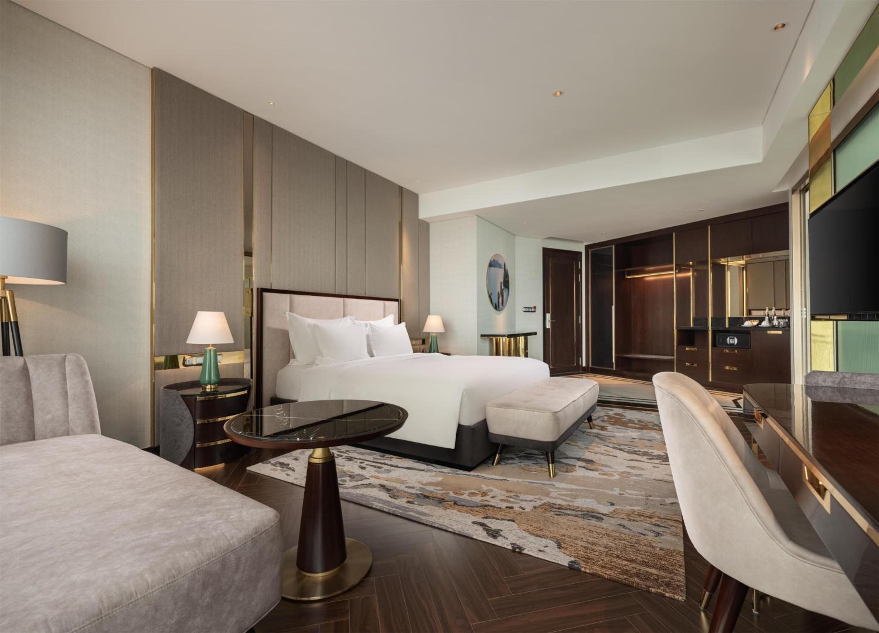 Executive Room with Bay View