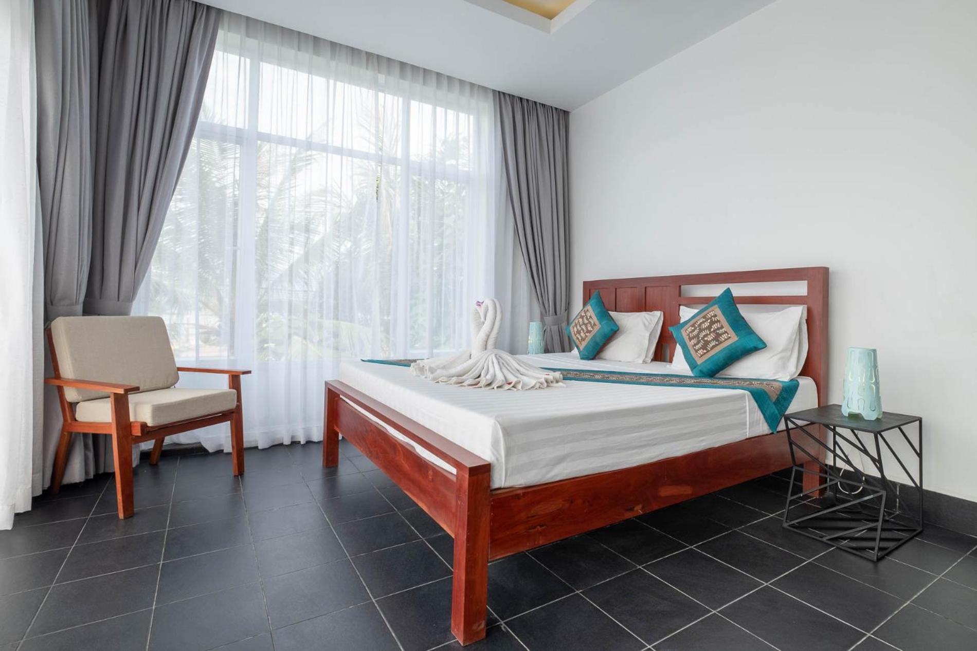 Deluxe Double or Twin Room