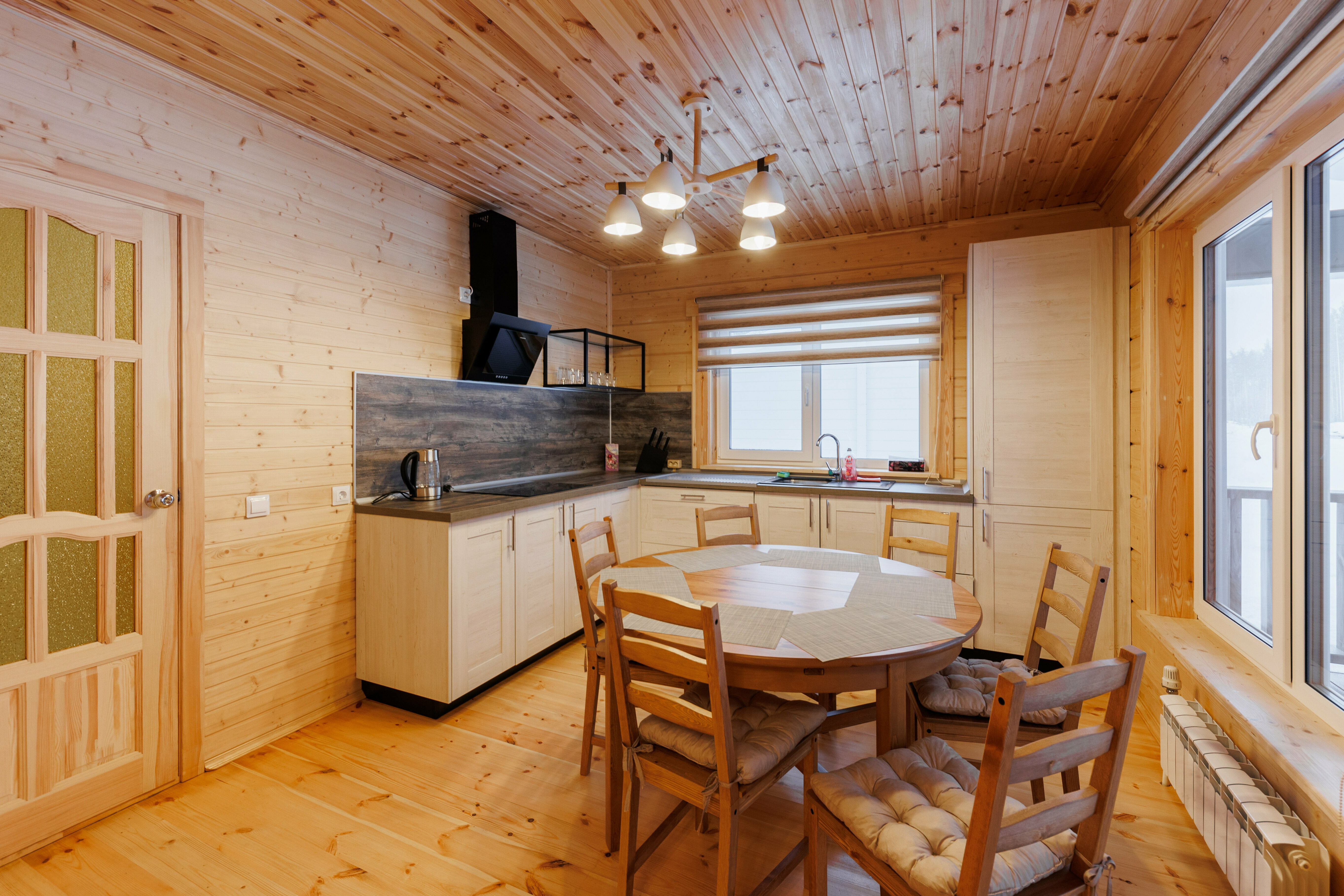 Коттедж с видом на лес