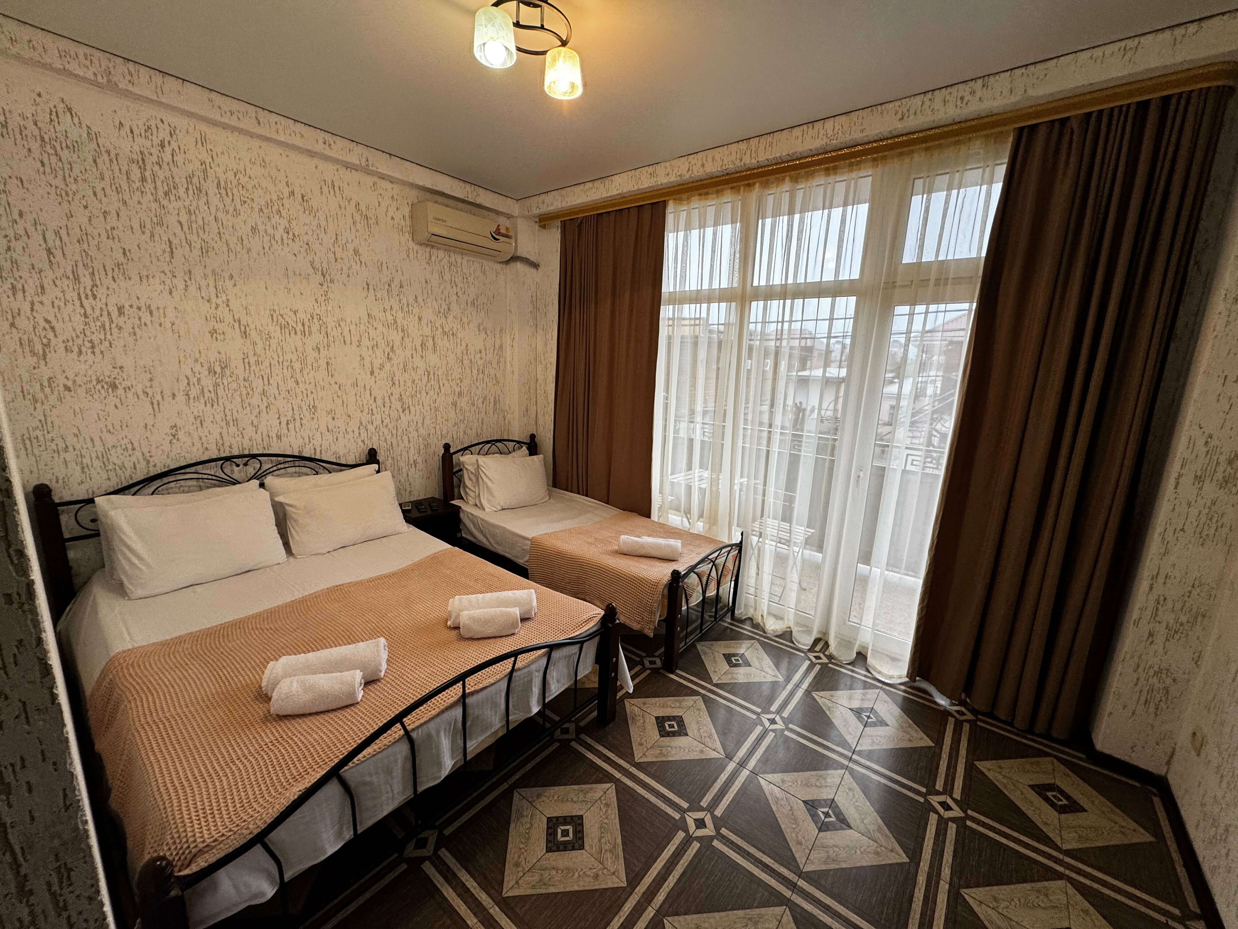 Классический трехместный номер