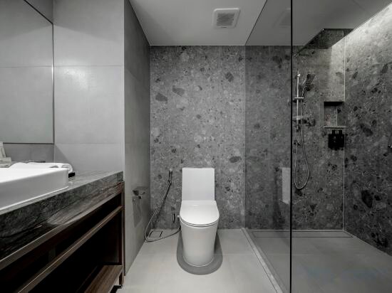 One Bedroom Executive