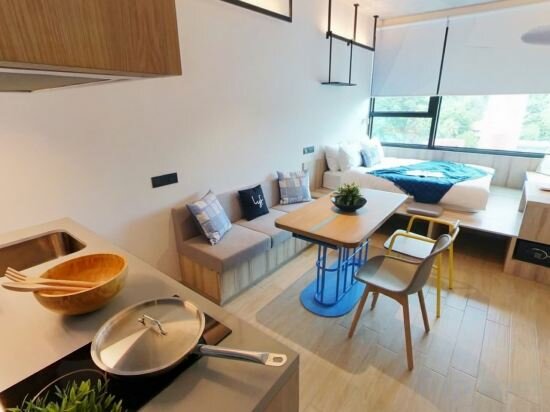 One of a Kind Plus (Studio)