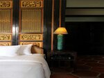 Ming King Room with Pool Access в Cheong Fatt Tze - The Blue Mansion