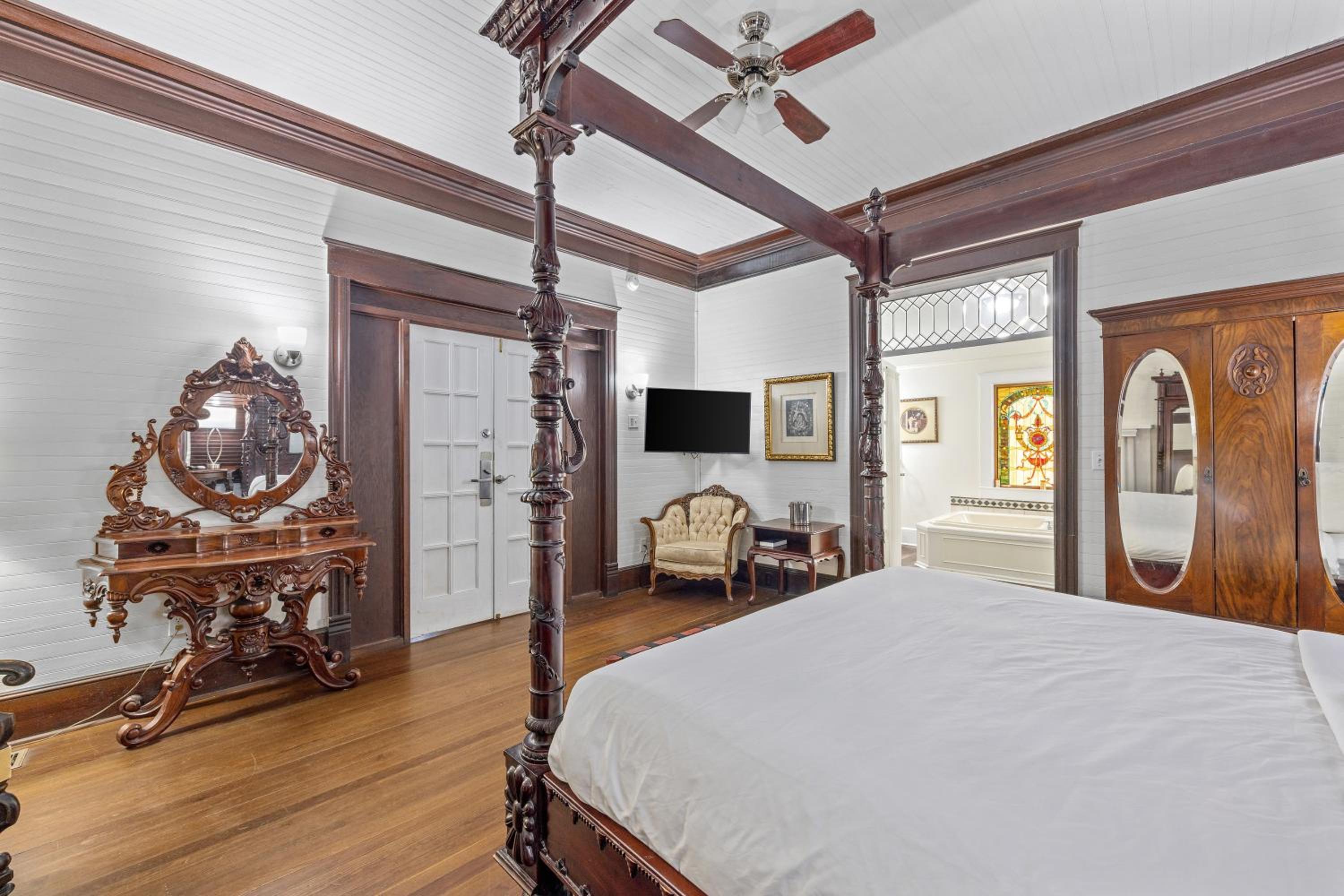 King Suite