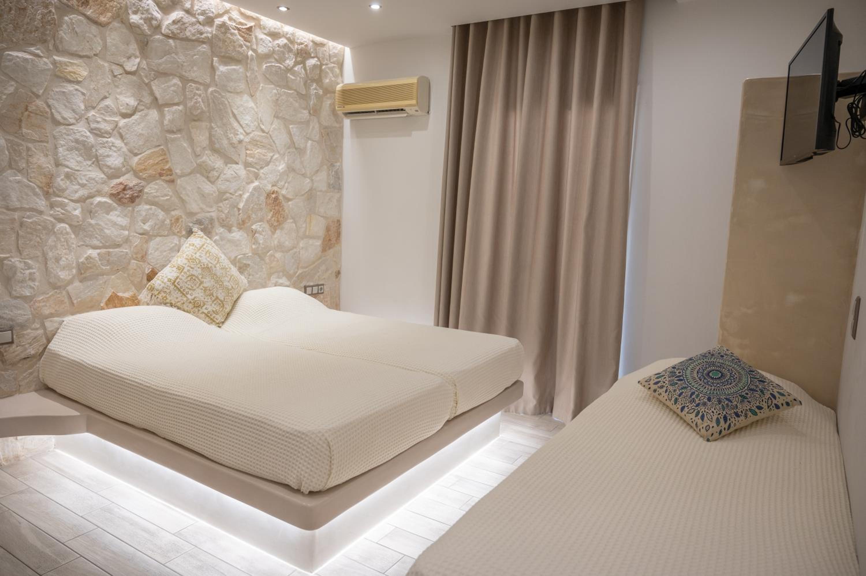 Junior Suite with Balcony