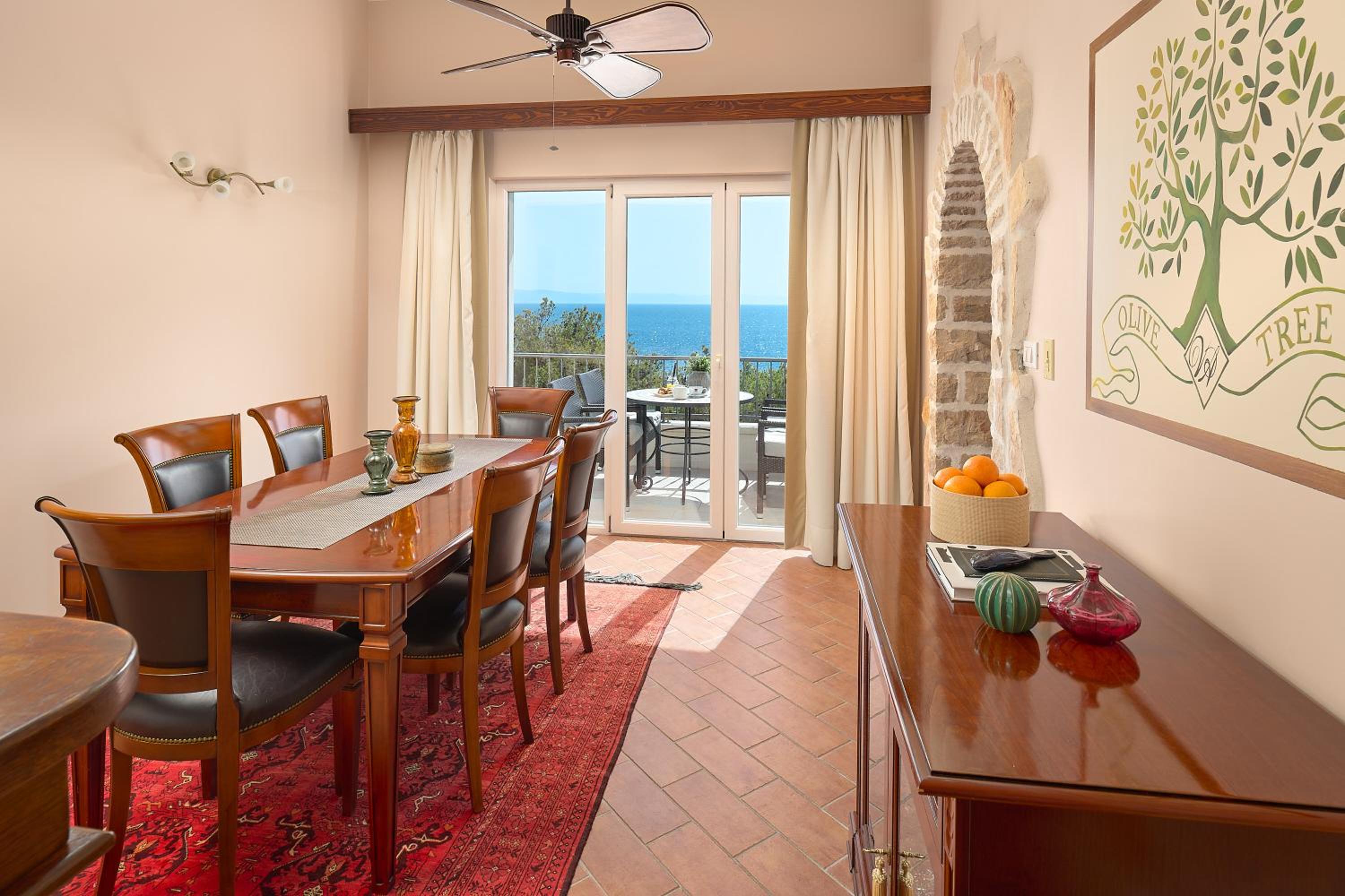 Deluxe Suite with Terrace and Sea View
