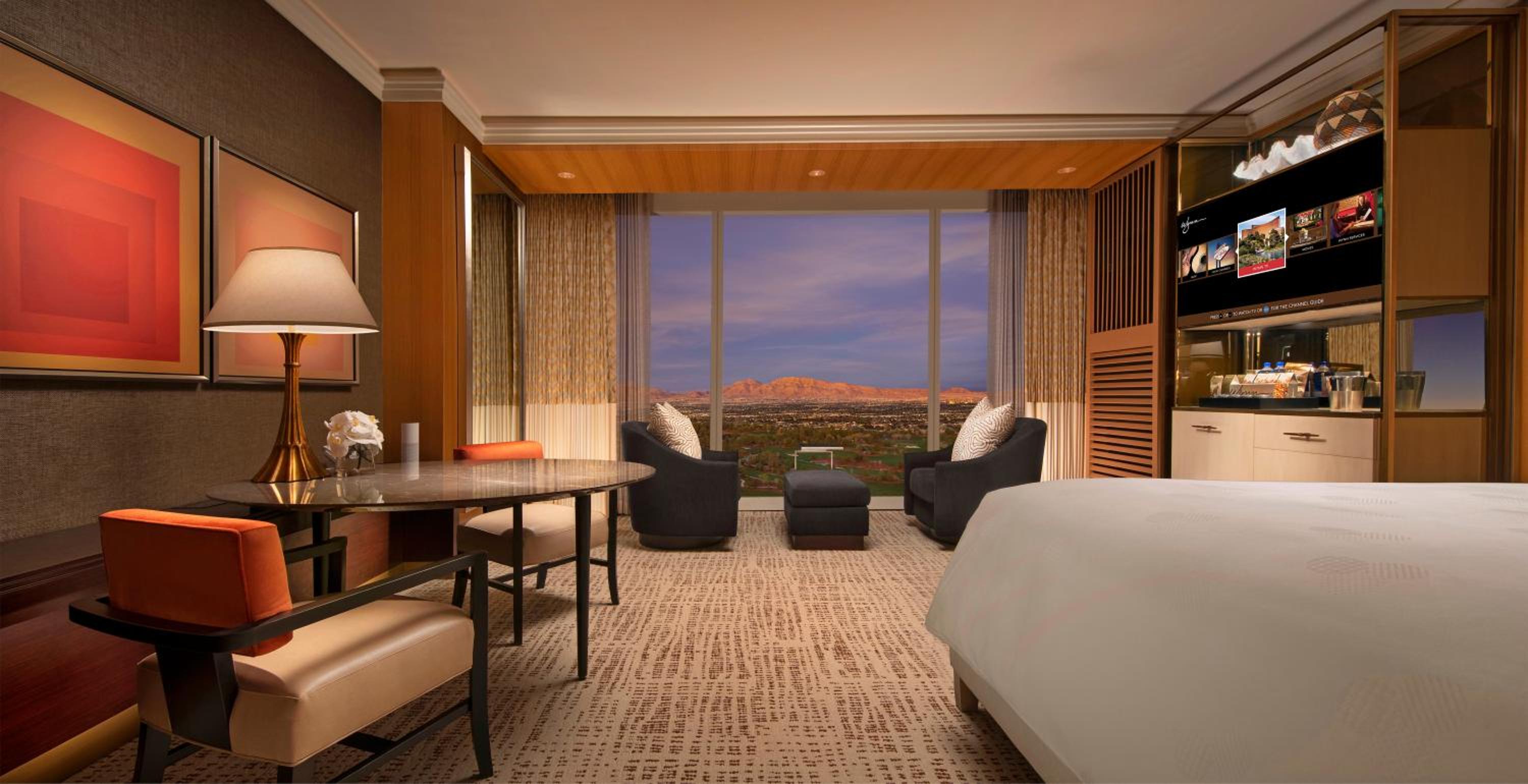 Wynn Panoramic View King - Enjoy Daily Brunch for Two at the Buffet