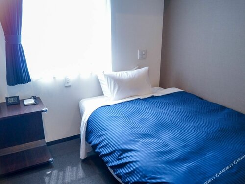 Single Room Smoking в Hotel LiVEMAX Saitama Asakaekimae