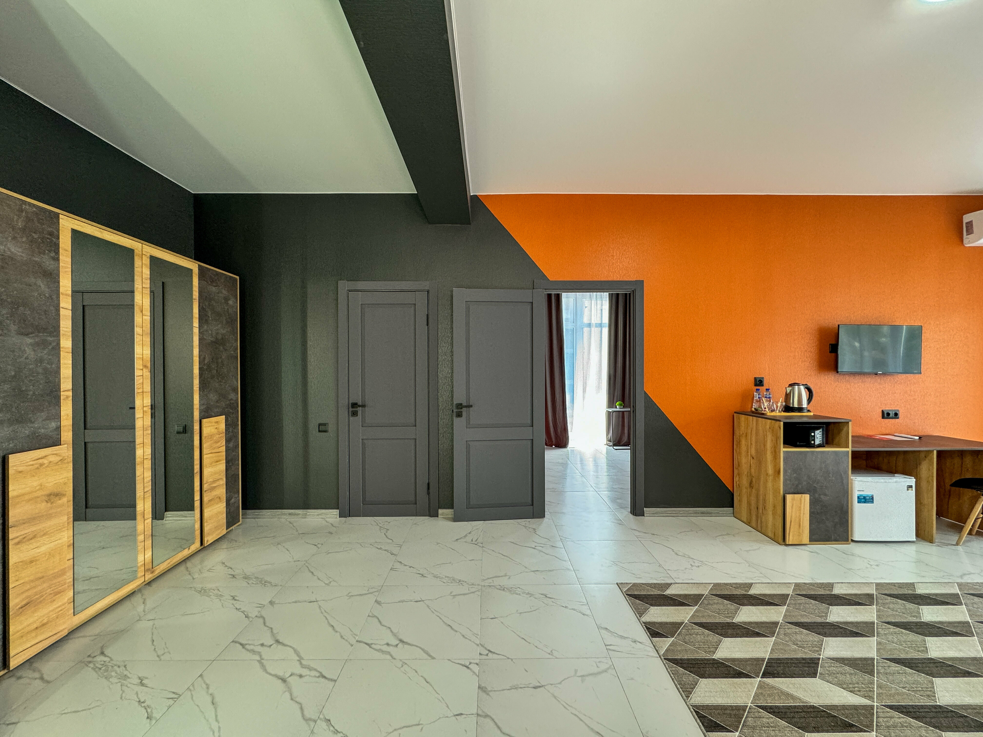 Улучшенный люкс