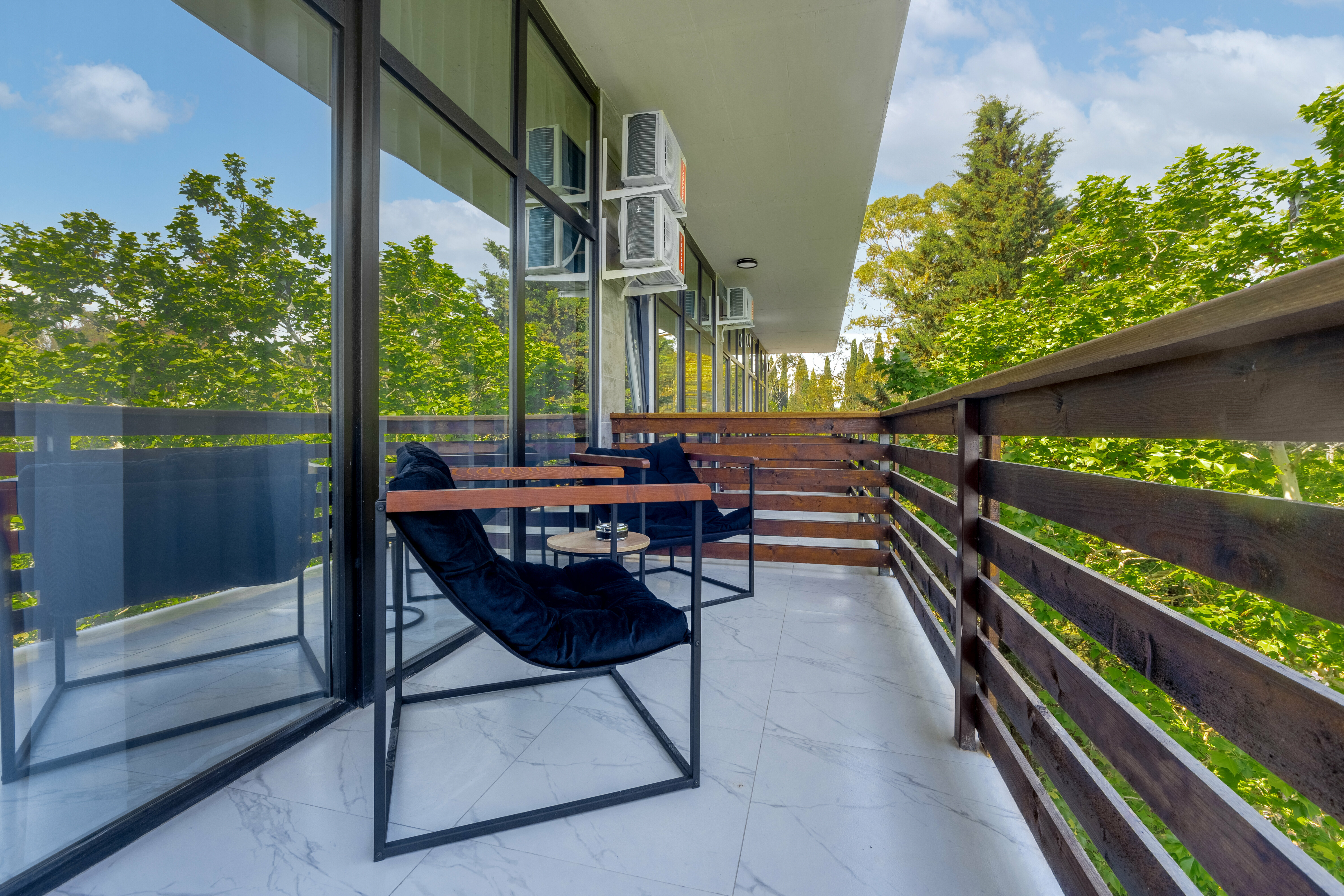 Люкс с балконом