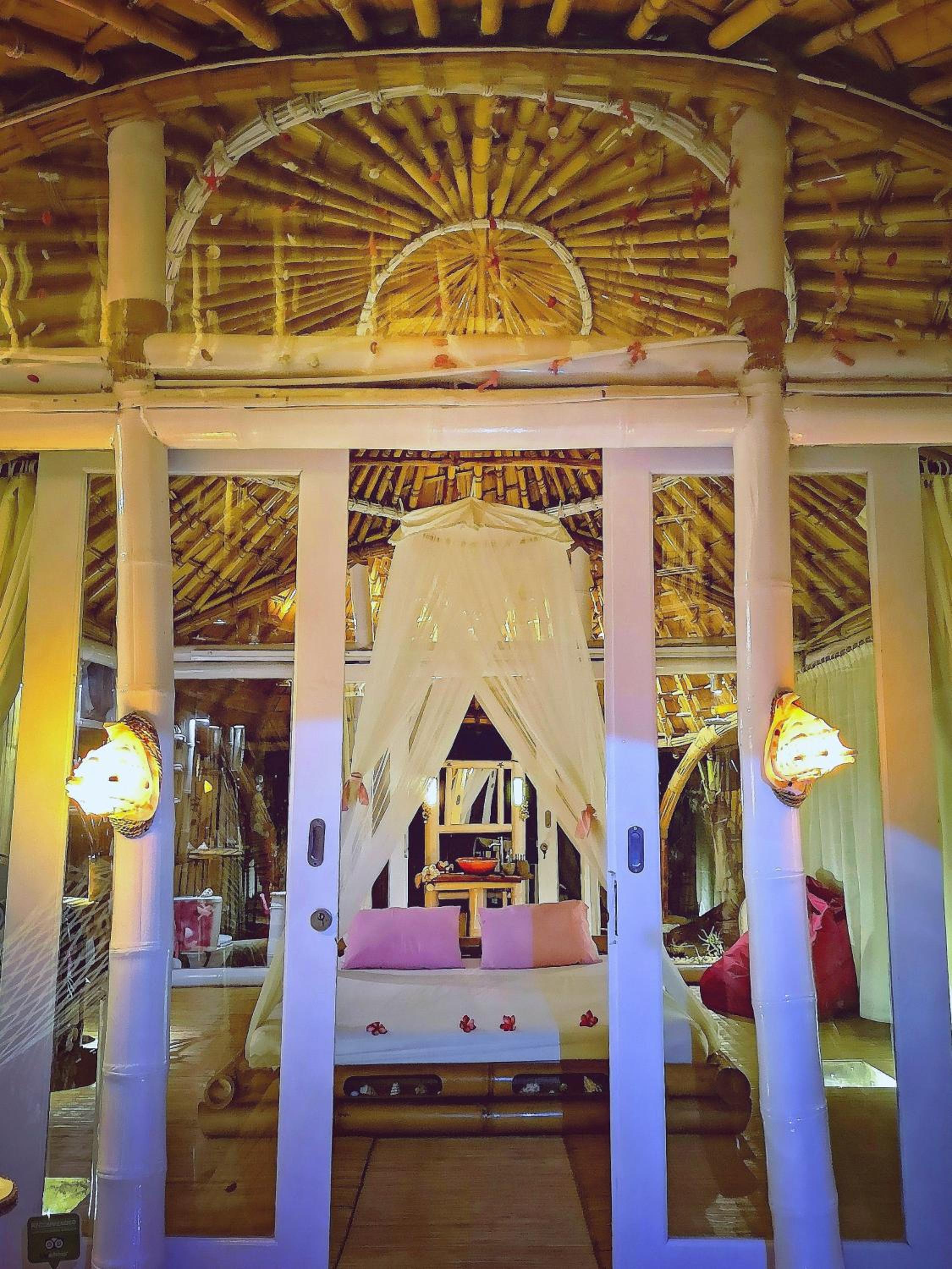 Bungalow - Beach Front
