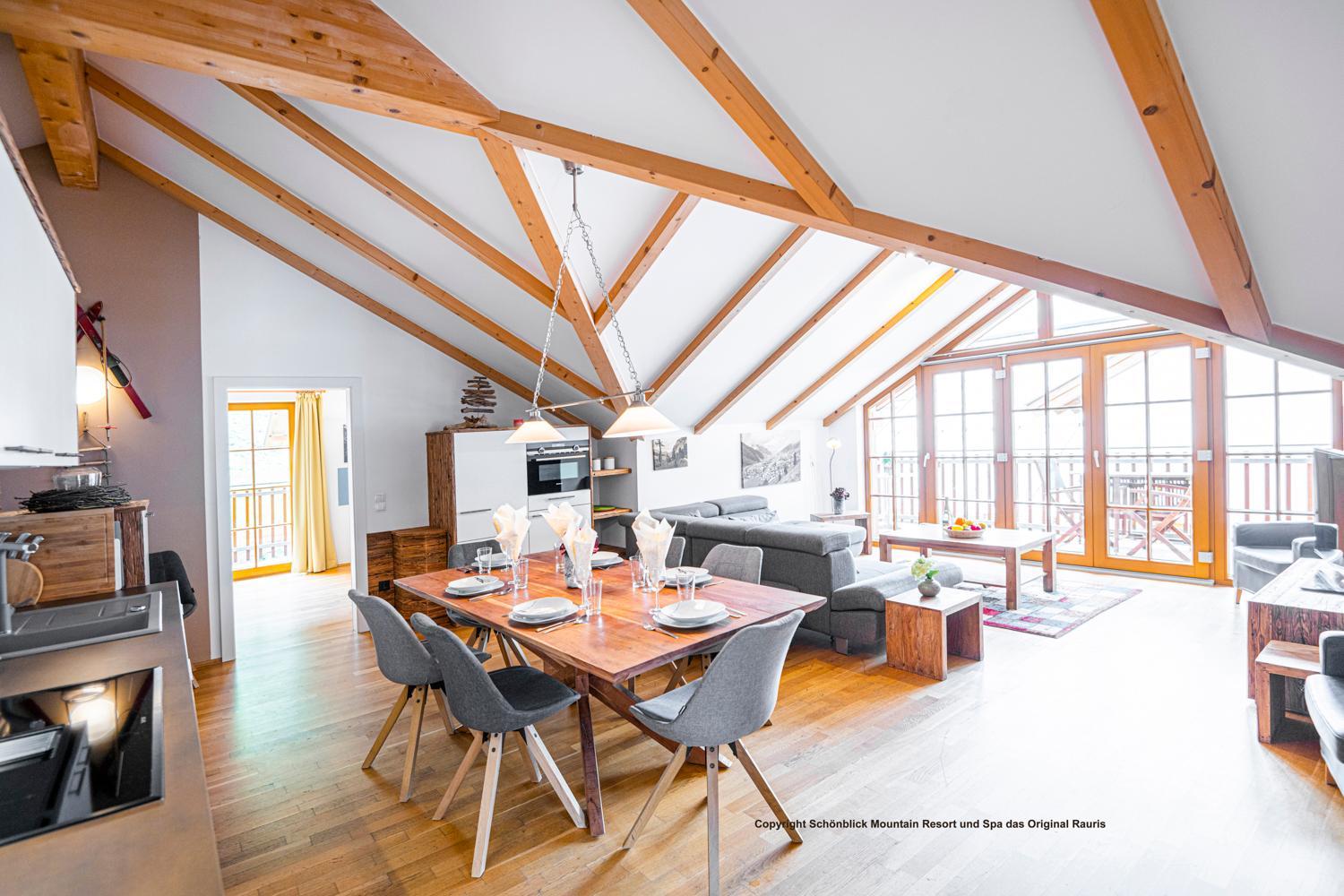 Four-Bedroom Apartment with Sofa Bed