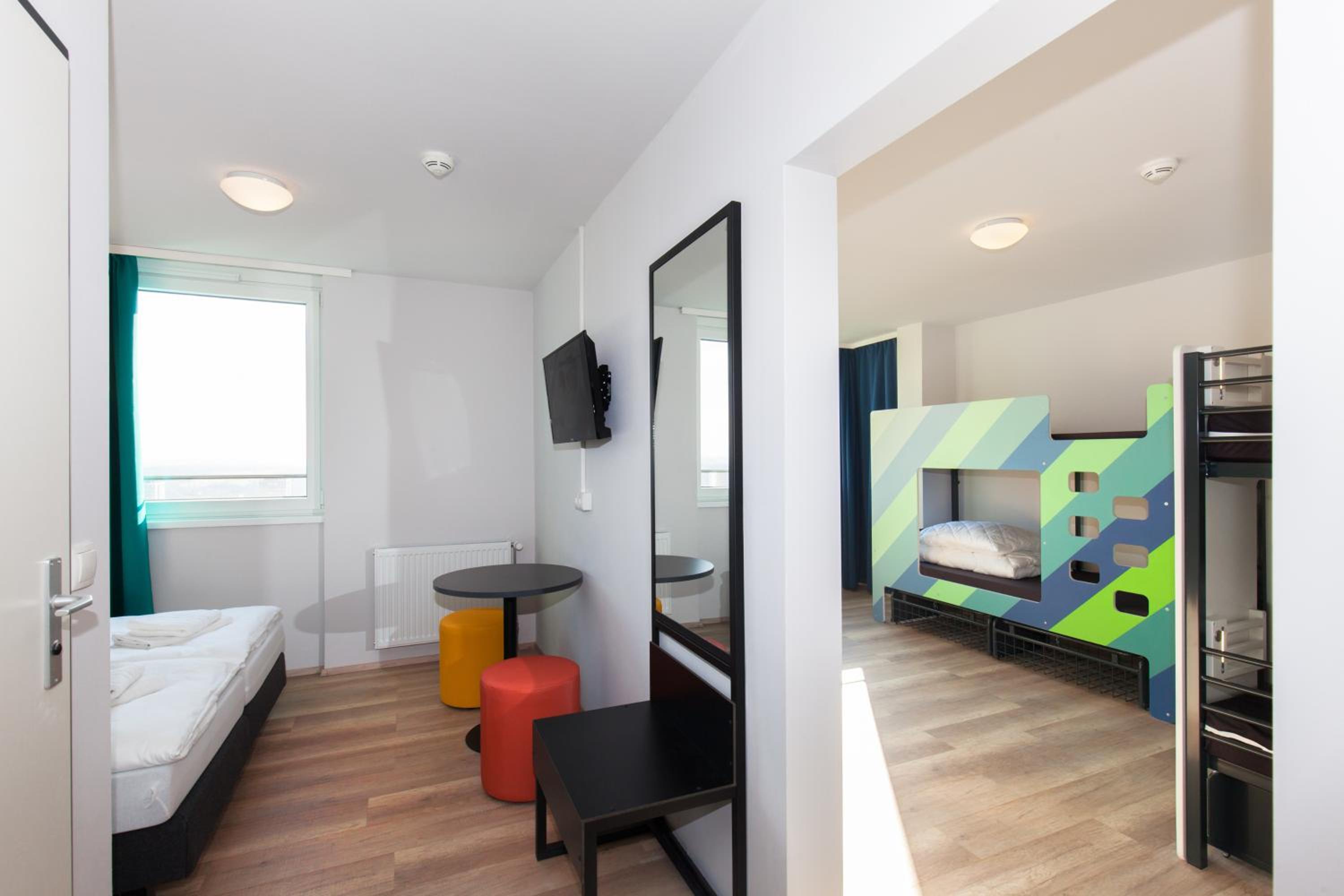 4-Bed Room ( Bunk Beds only) 
