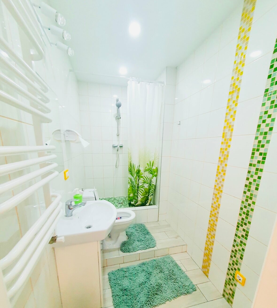 Семейный четырех местный