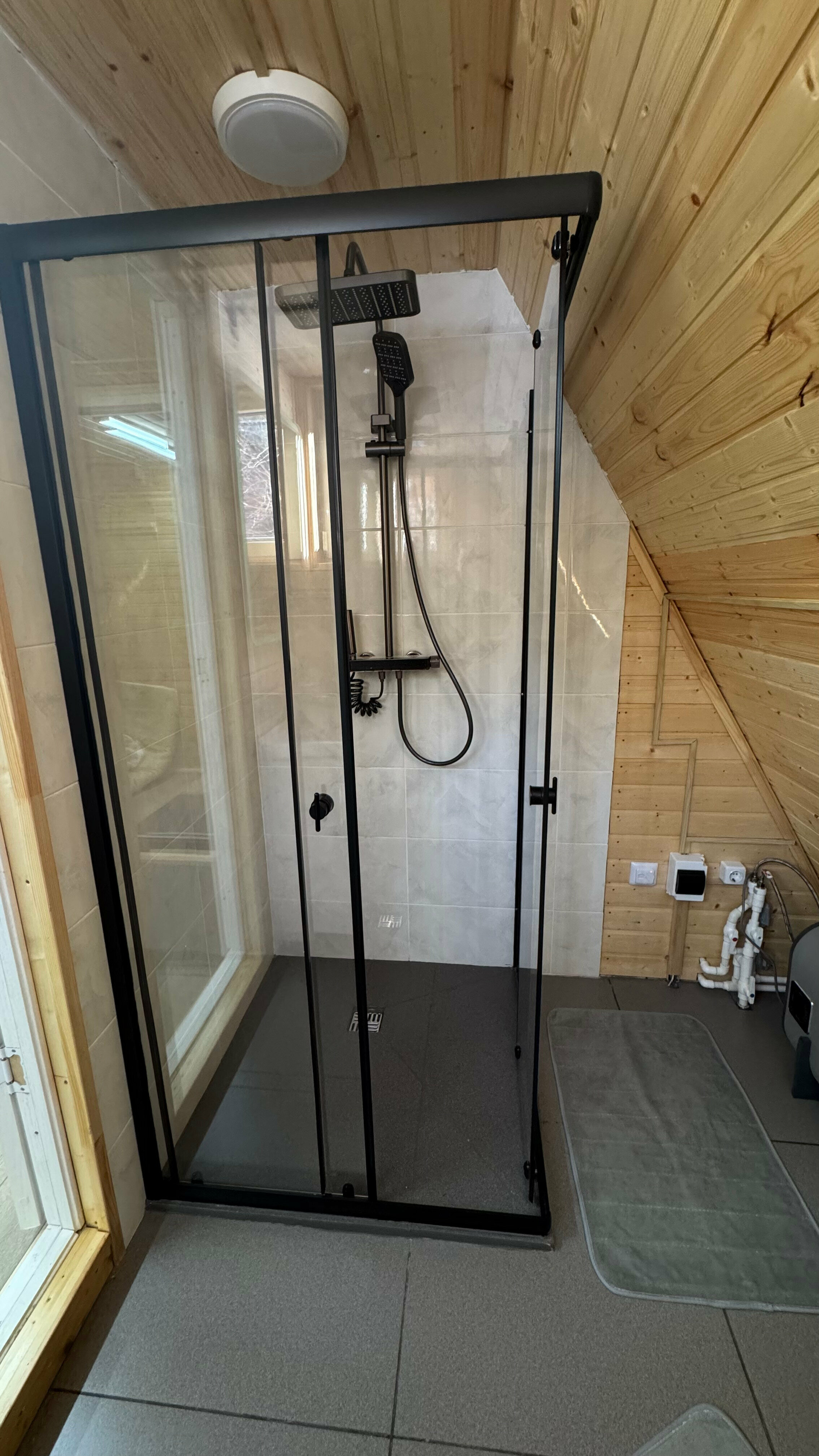 Четырехместный номер с видом на горы