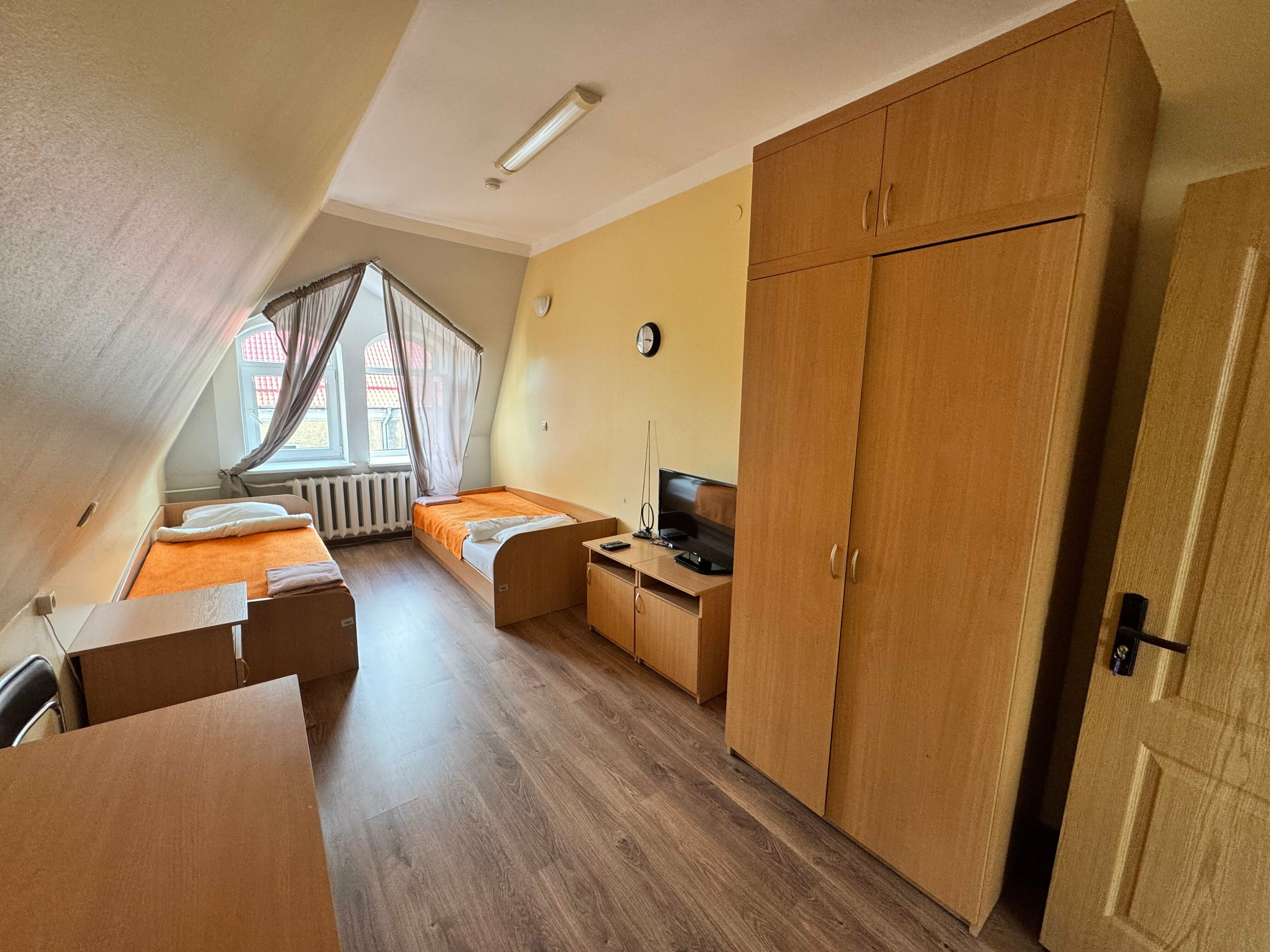 Кровать в общем номере для мужчин