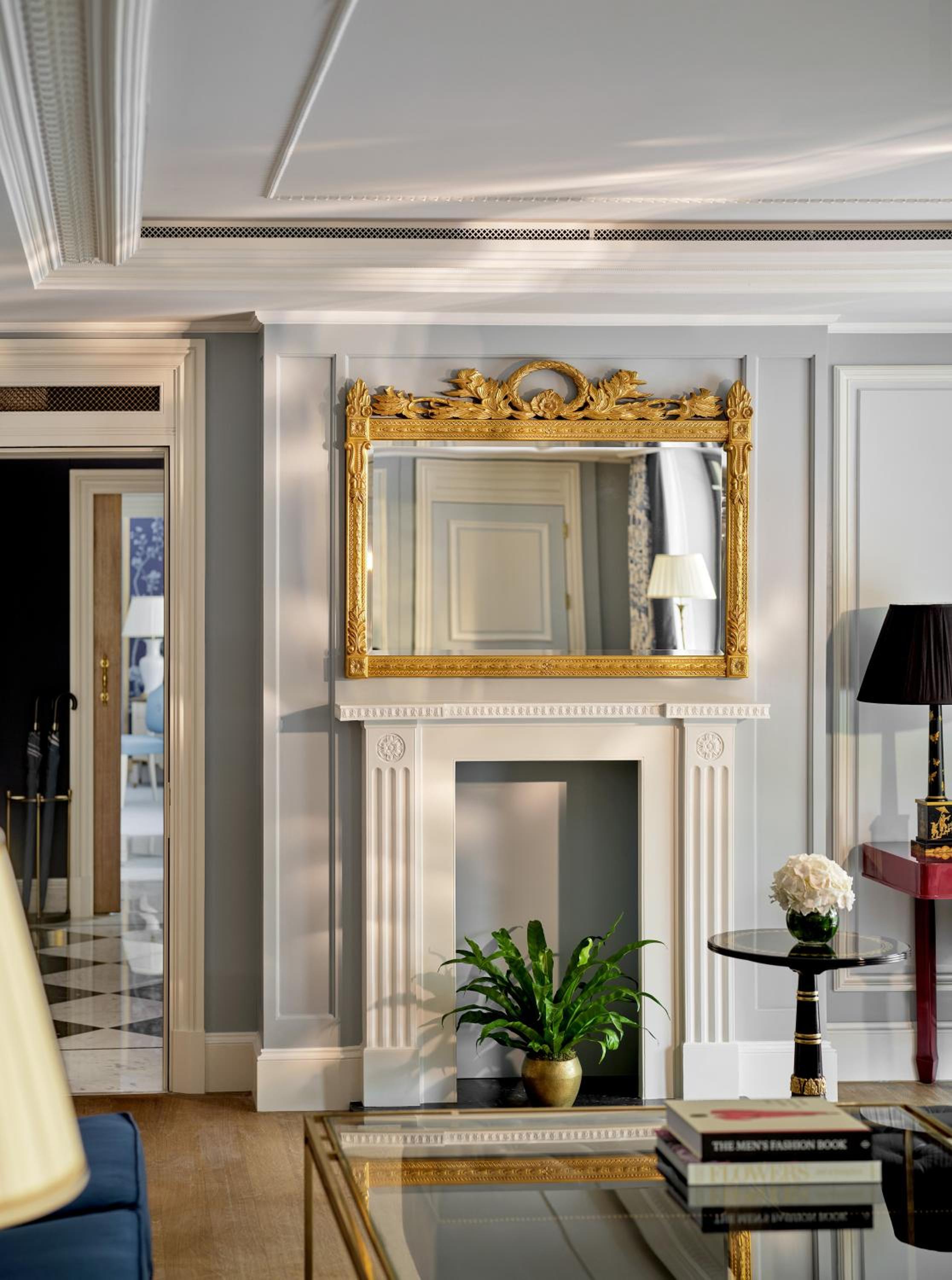 Hyde Park Suite