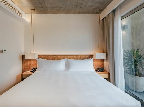 Two Bedroom Apartment with Baclony