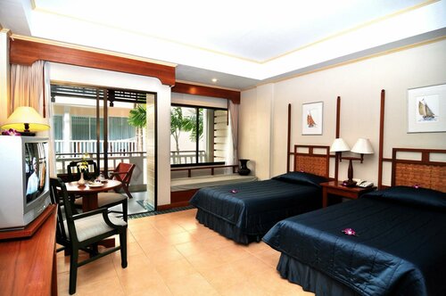 Deluxe Double or Twin Room в Karon Princess Hotel