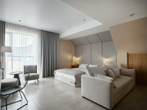 Люкс с видом на озеро