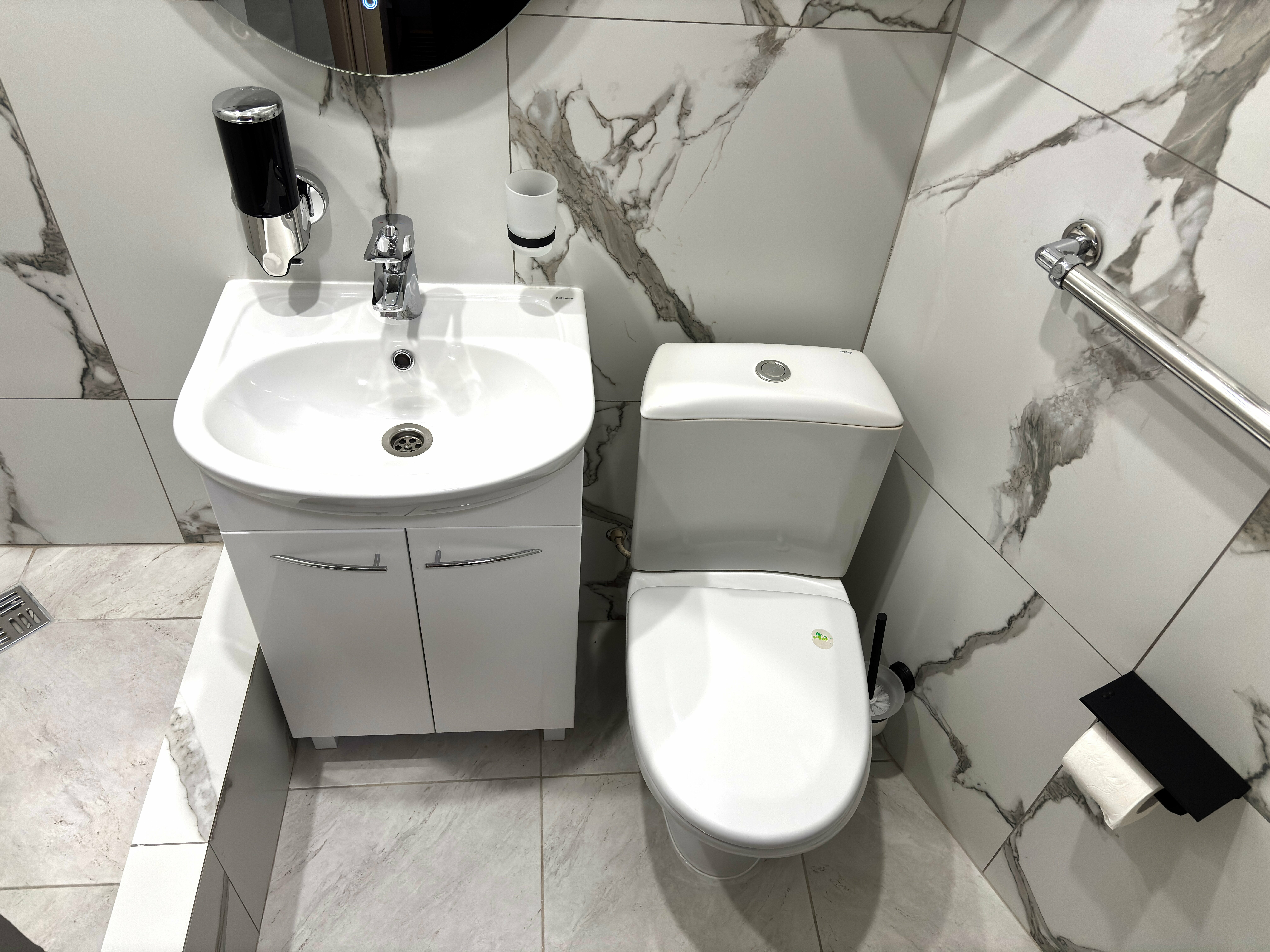 Улучшенный двухместный номер с 2 отдельными кроватями