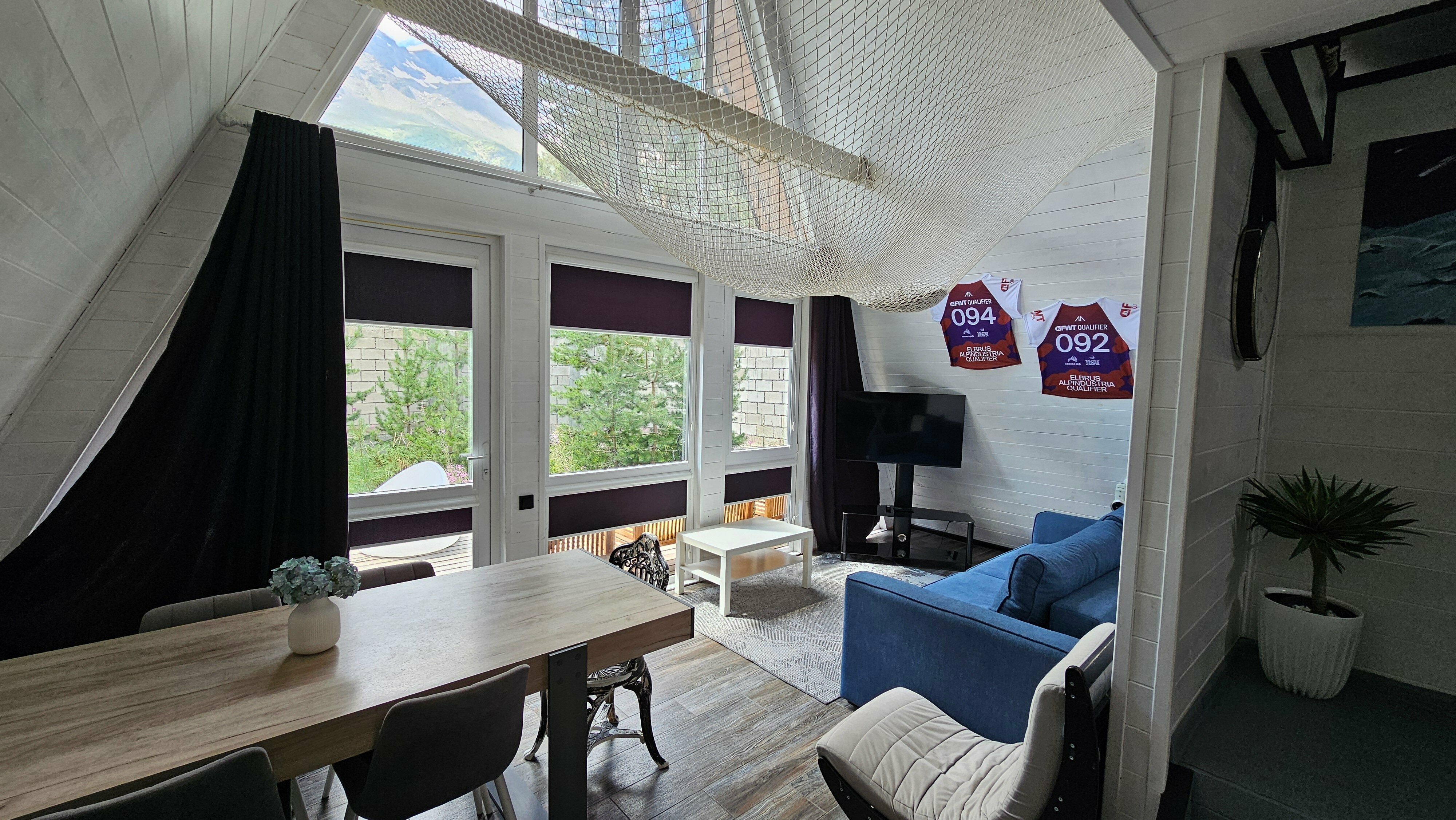 Коттедж с видом на горы