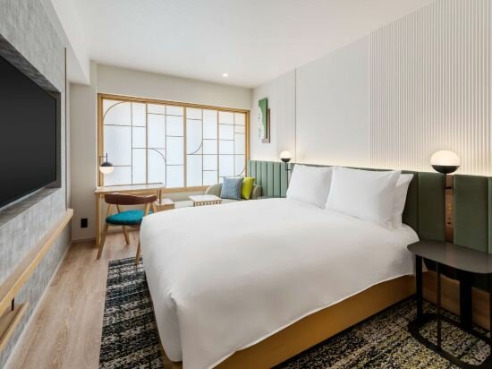 QUEEN GUEST ROOM