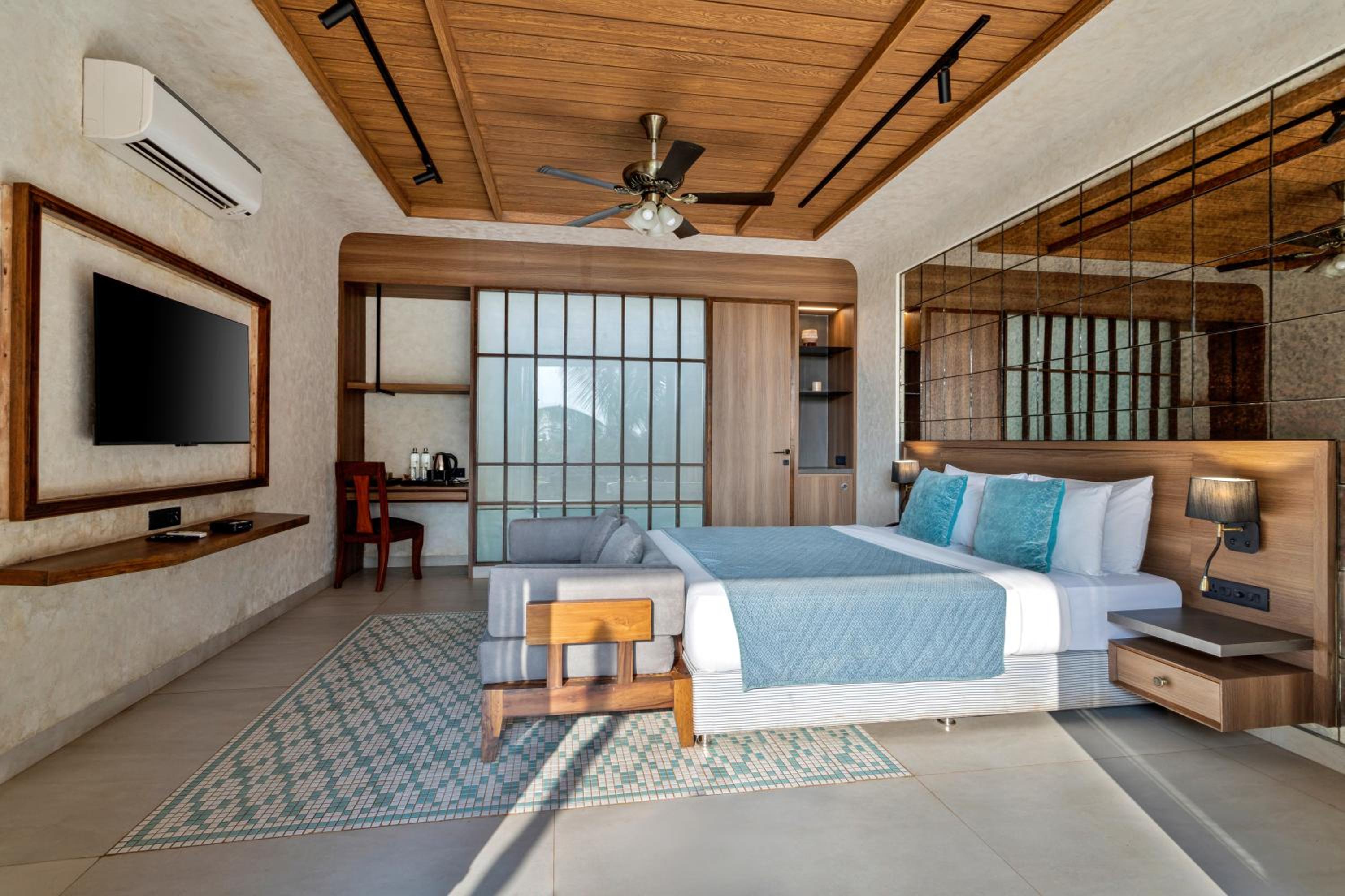 Platinum Room with River View (with complimentary Kayaking and 20% off on Massage session)