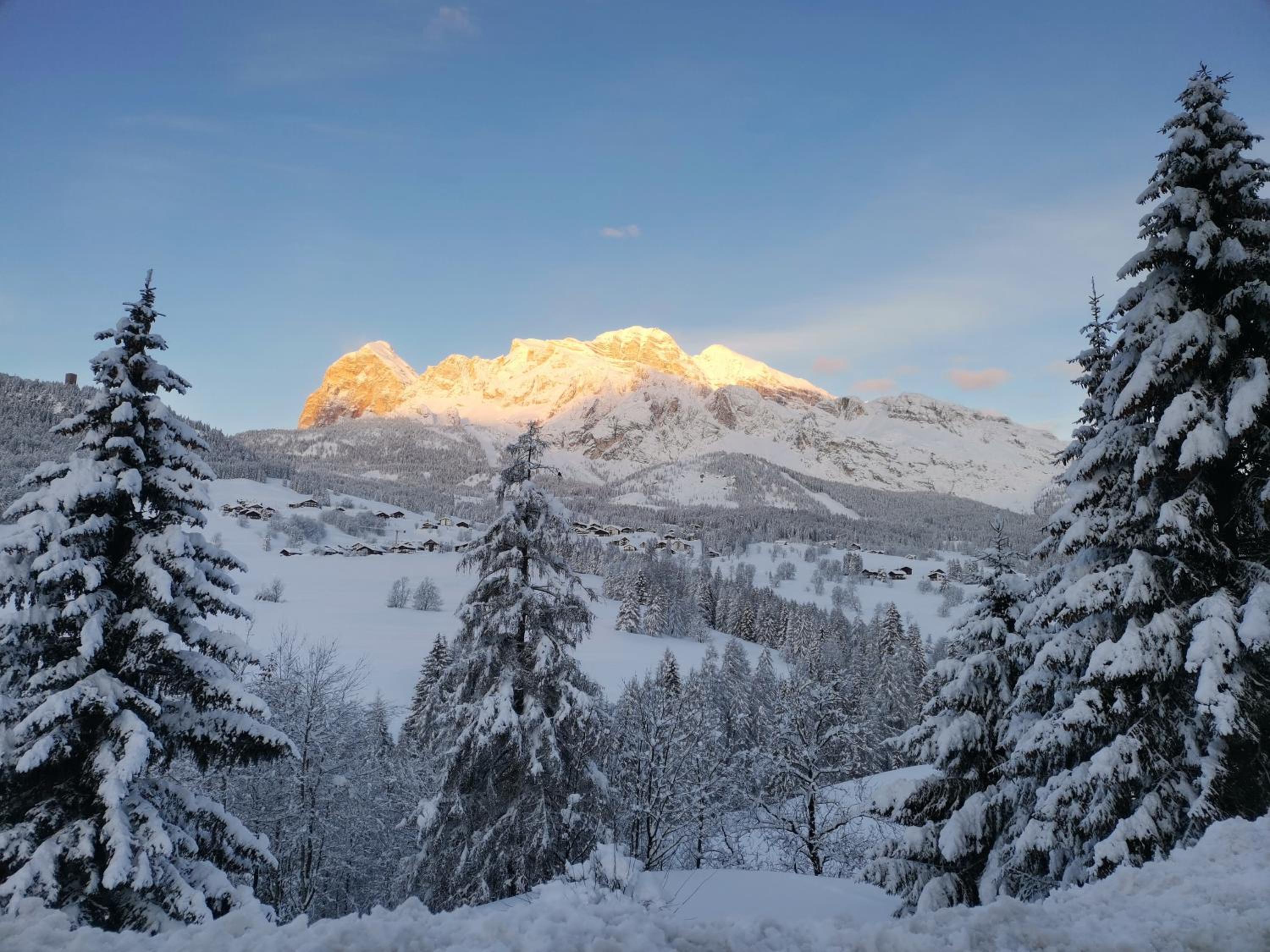 Triple Room with Mountain View