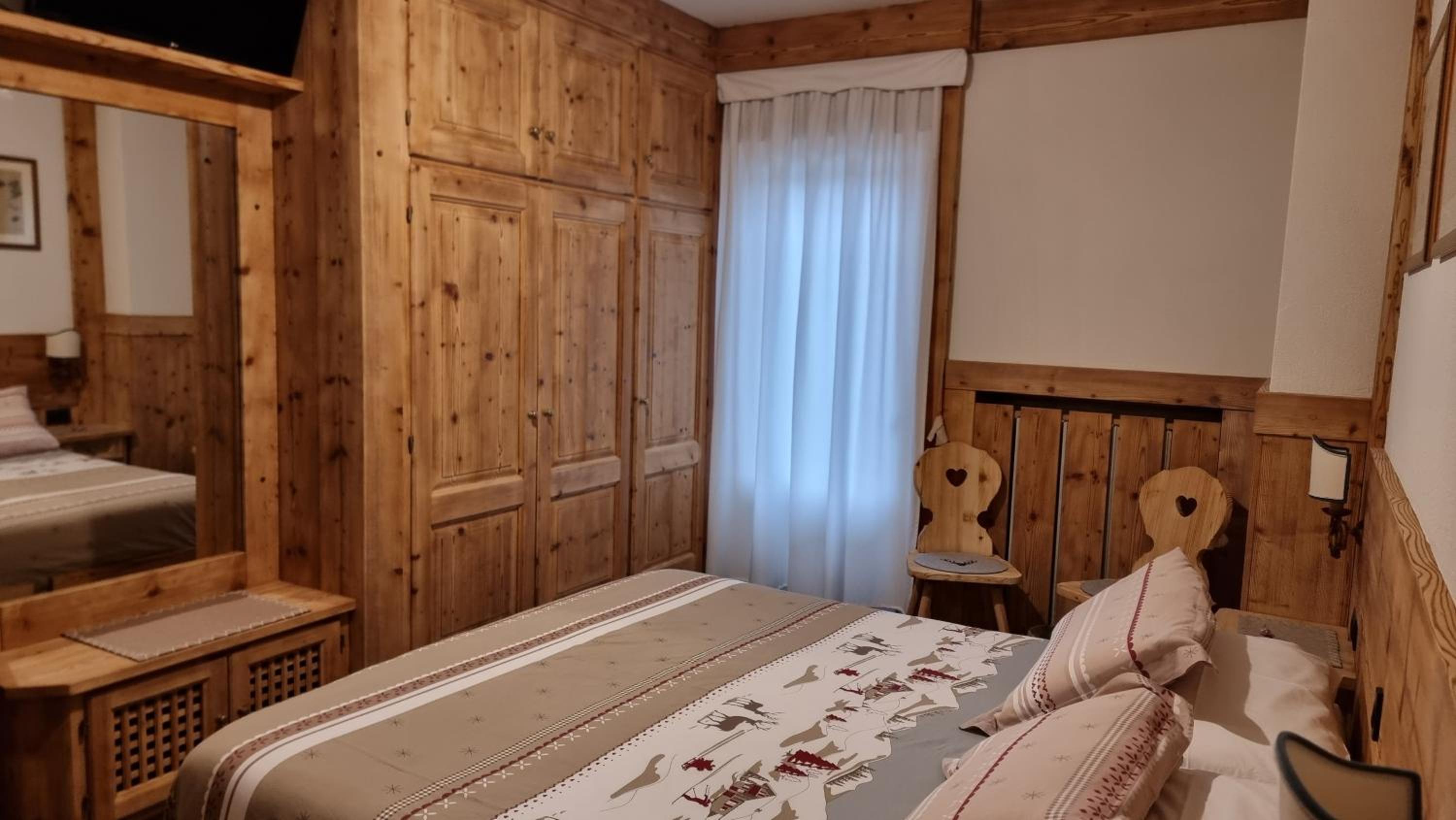 Triple Room with Mountain View