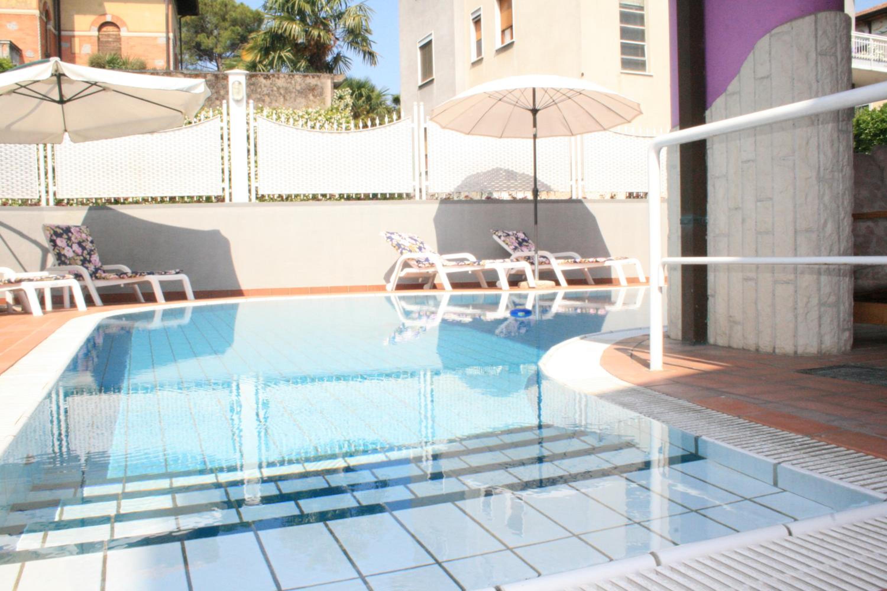 Queen Room with Spa Bath