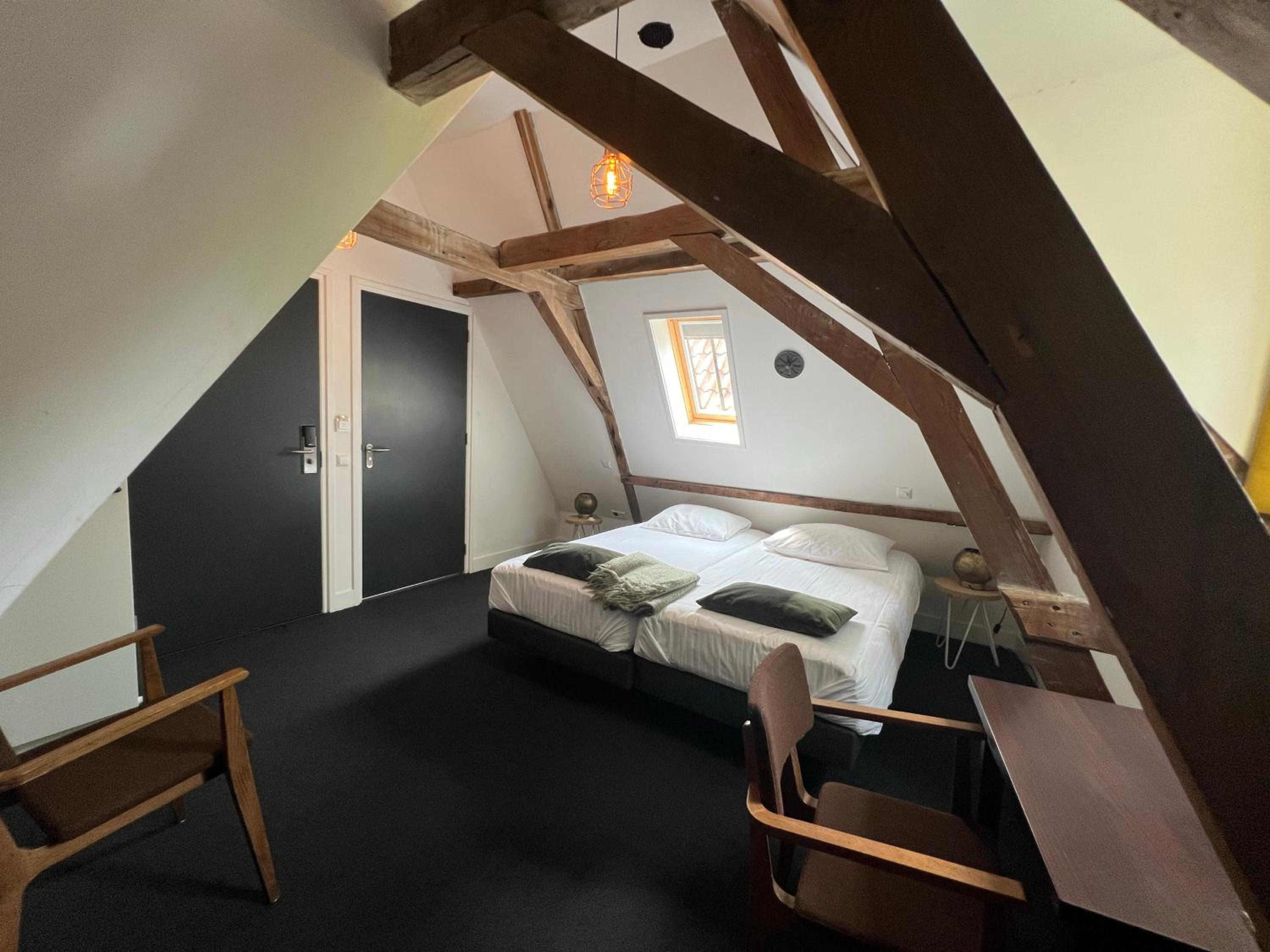 Double or Twin Room with Bathroom