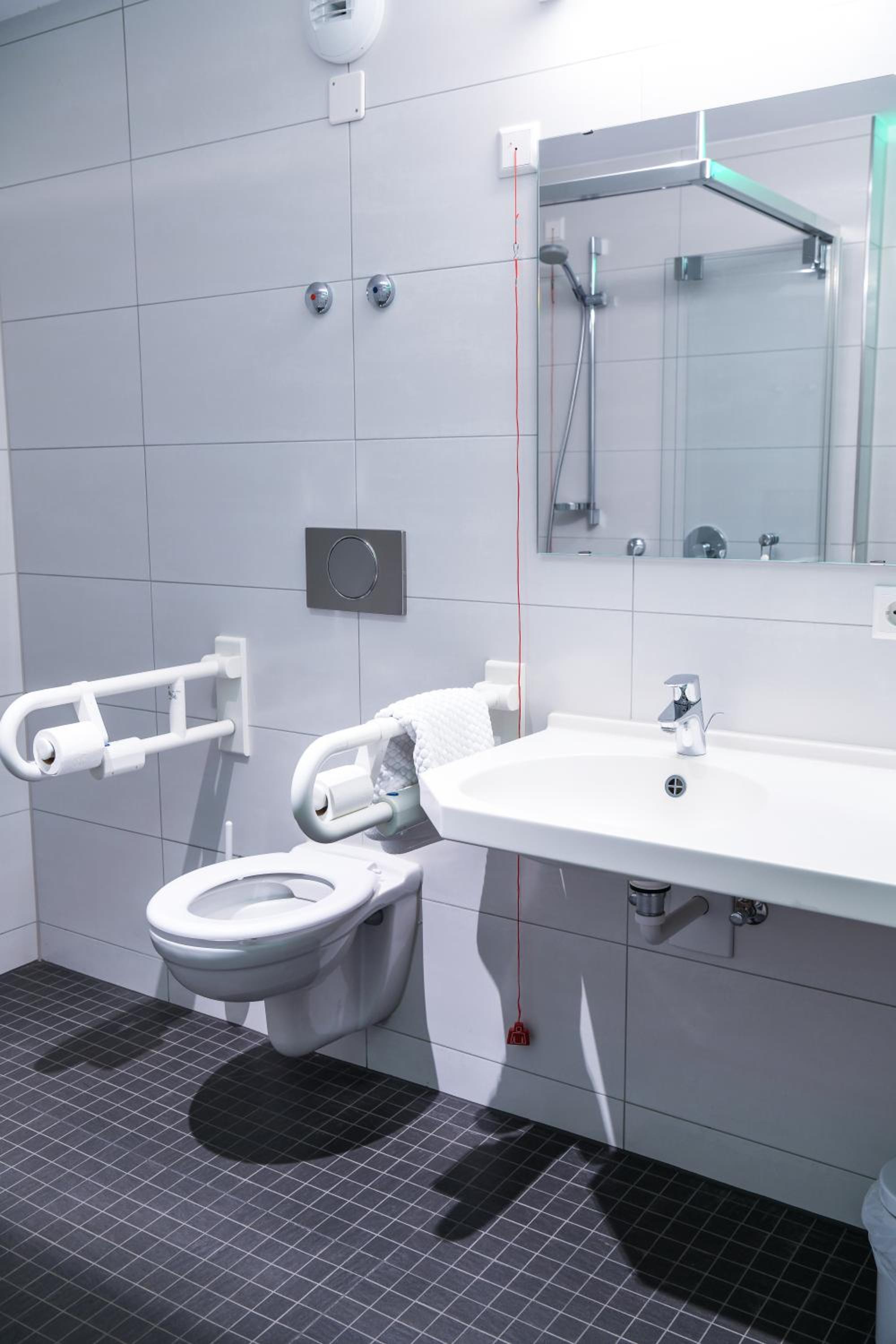 Quadruple Room barrier-free accessible