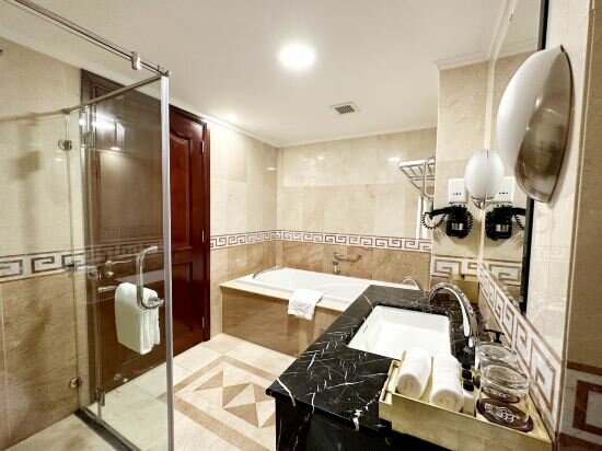 Executive Premium Twin